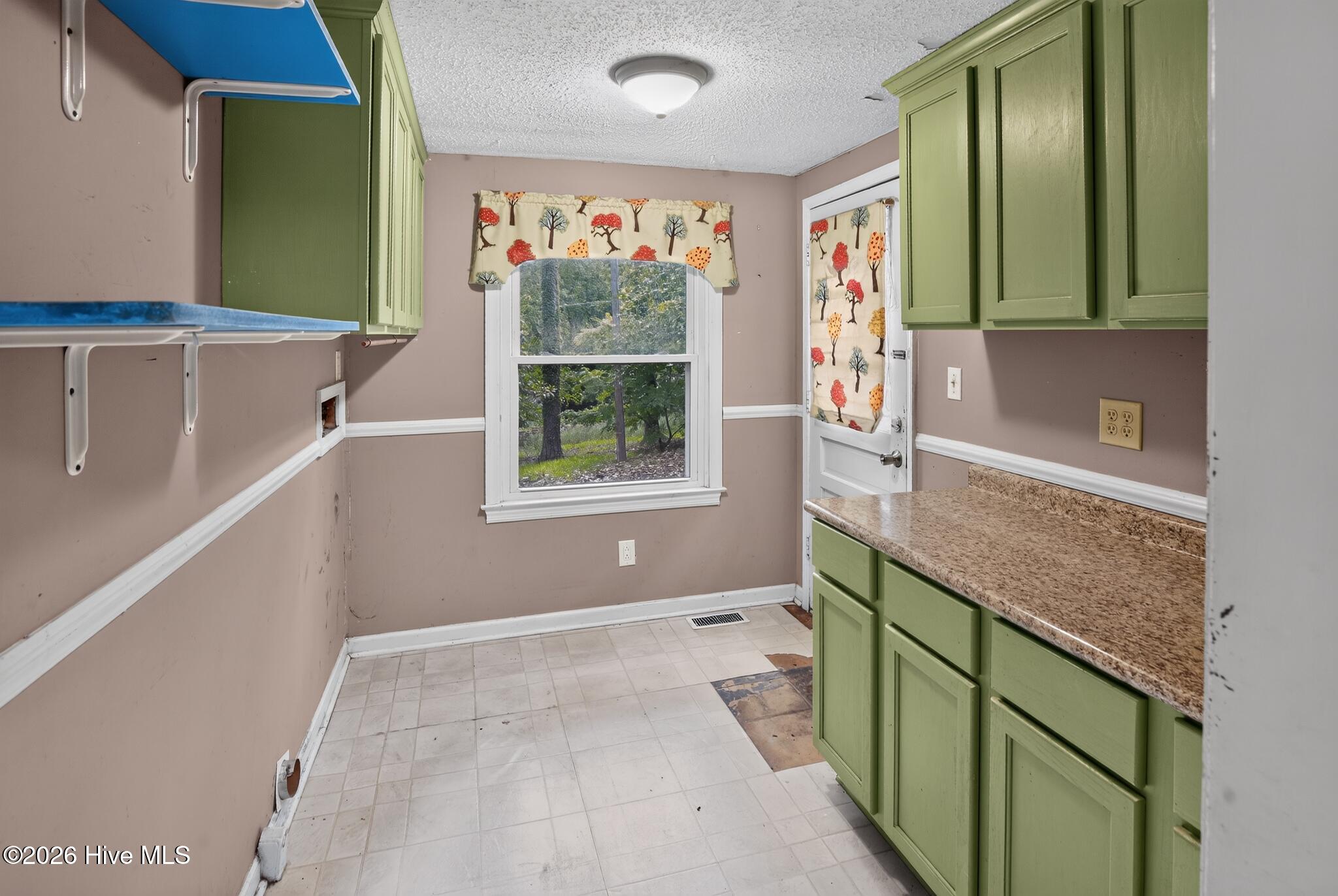 1008 Ontario Drive Property Photo 11