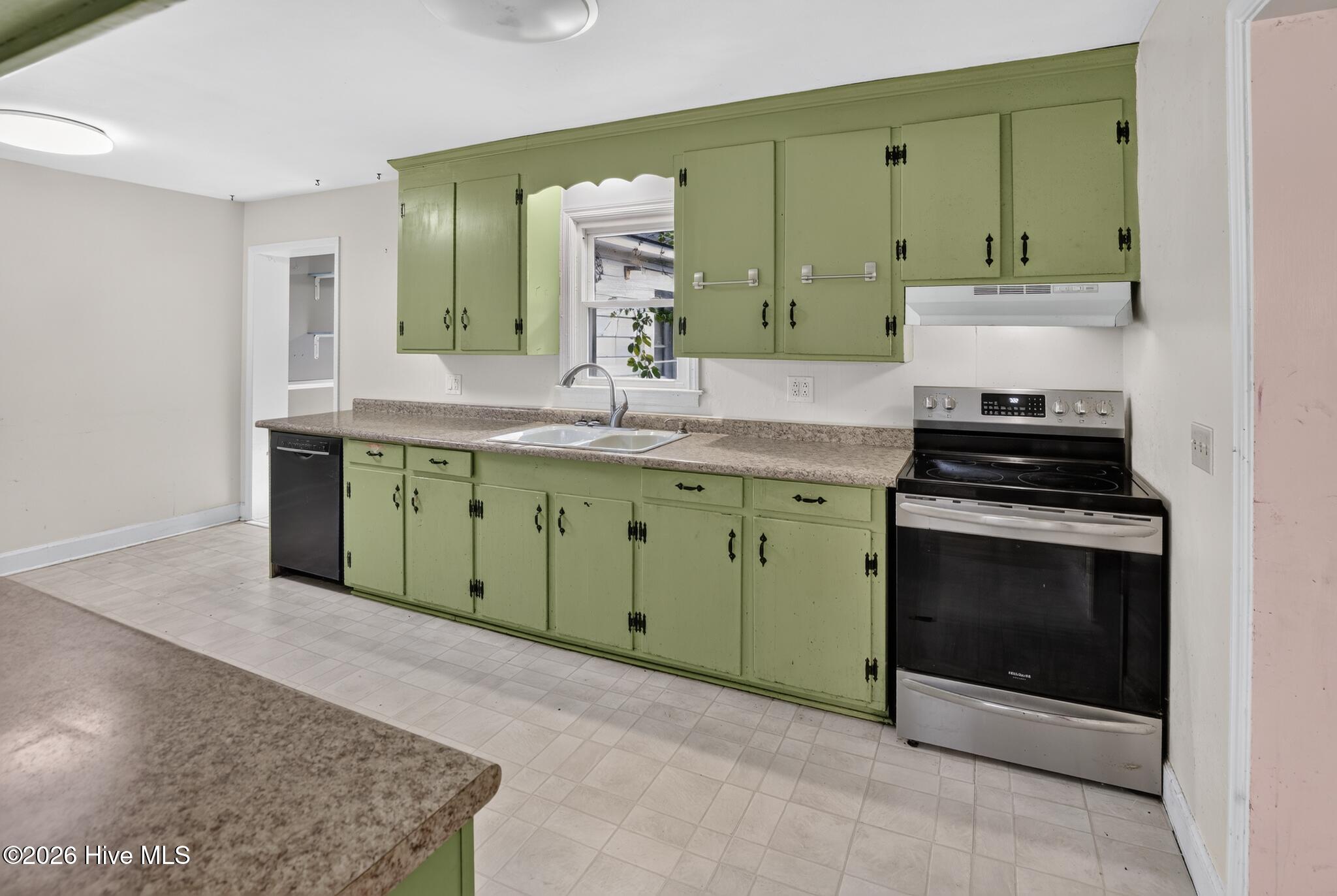 1008 Ontario Drive Property Photo 14