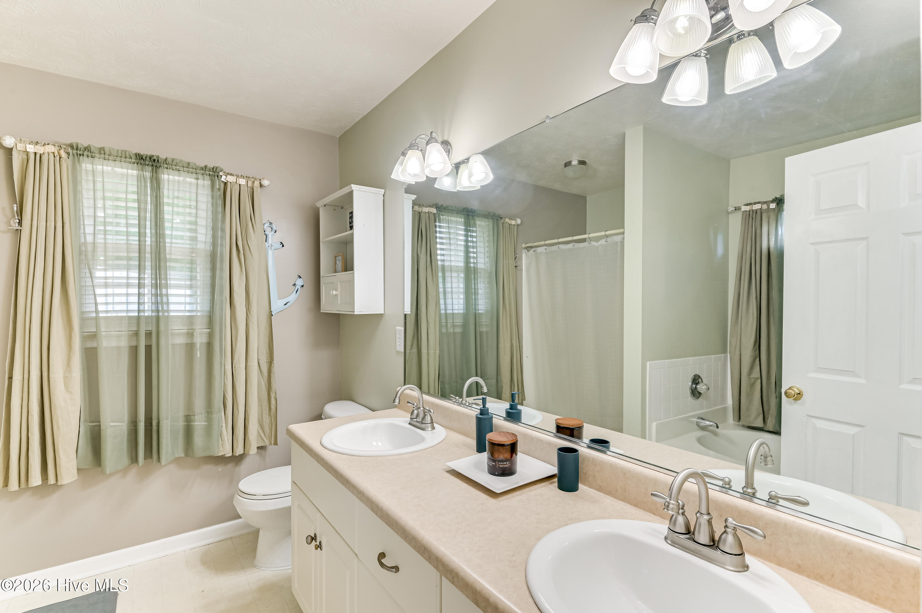 201 Crystal Peak Drive Property Photo 17