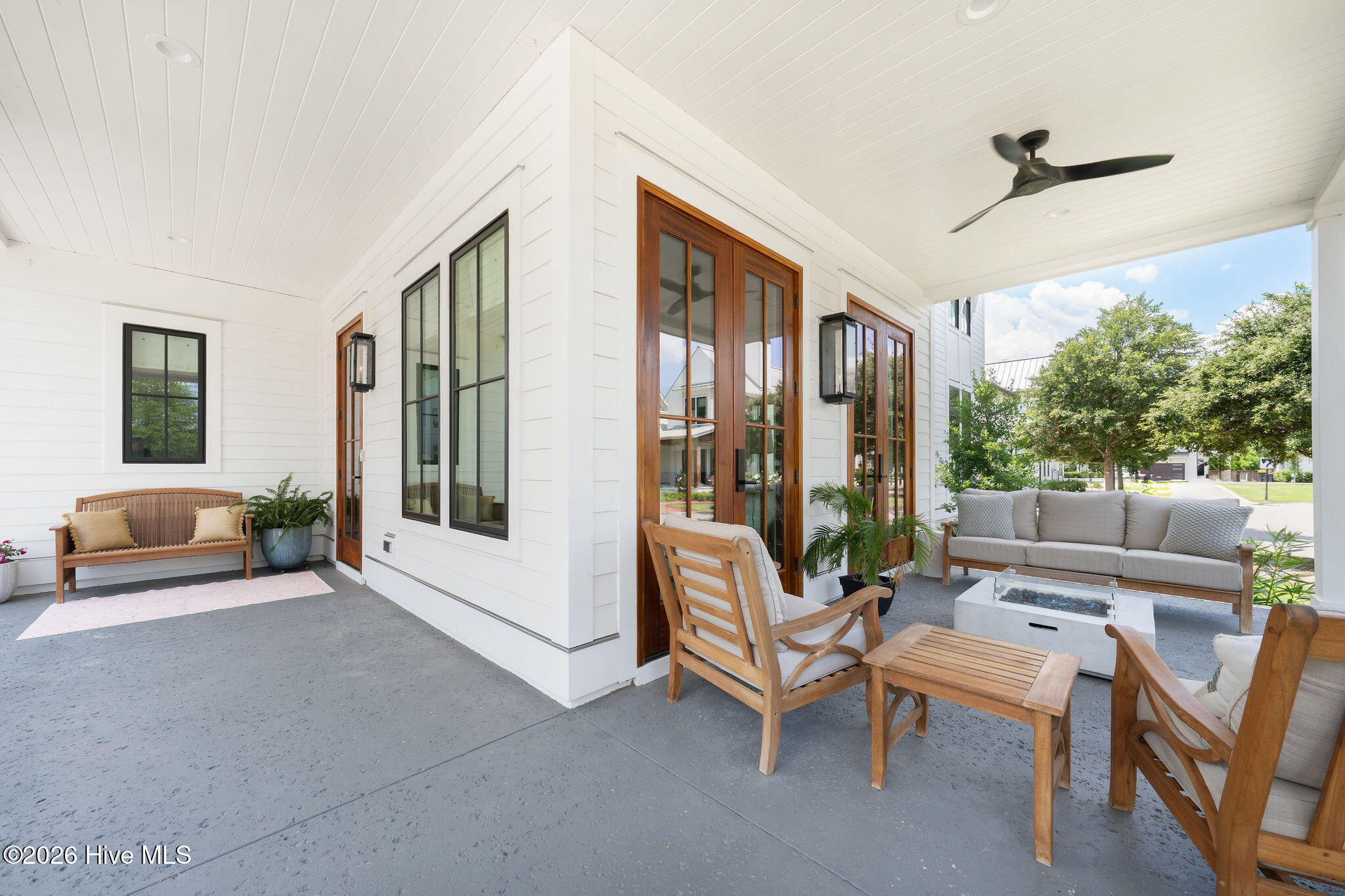 3750 Pergola Terrace Property Photo 5
