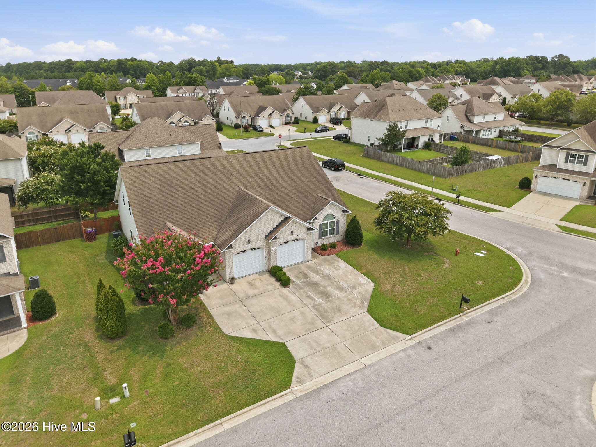 2012 Croyden Circle B Property Photo 3
