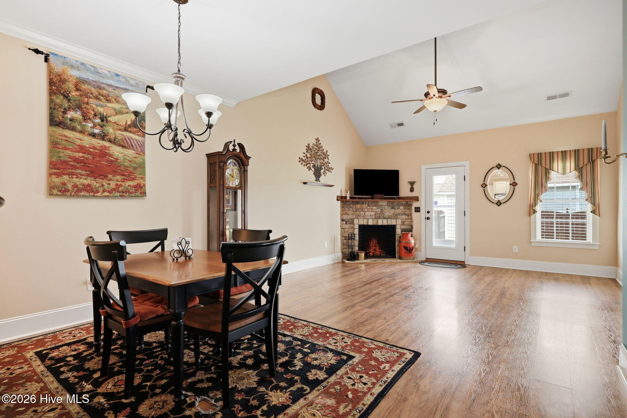 2012 Croyden Circle B Property Photo 22