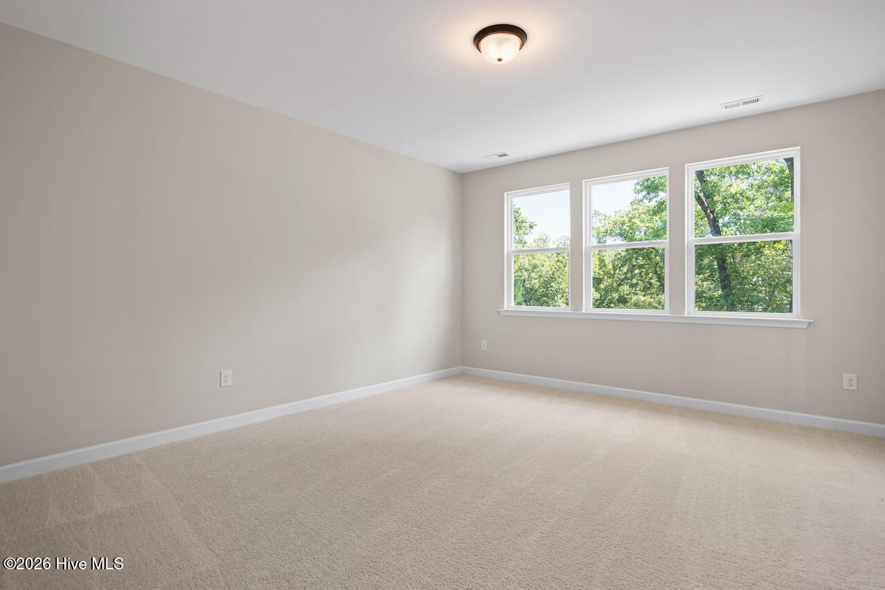 315 Queensferry Lane Property Photo 14
