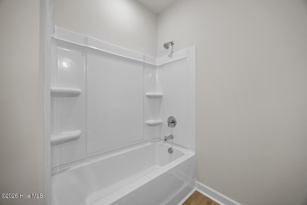 315 Queensferry Lane Property Photo 25