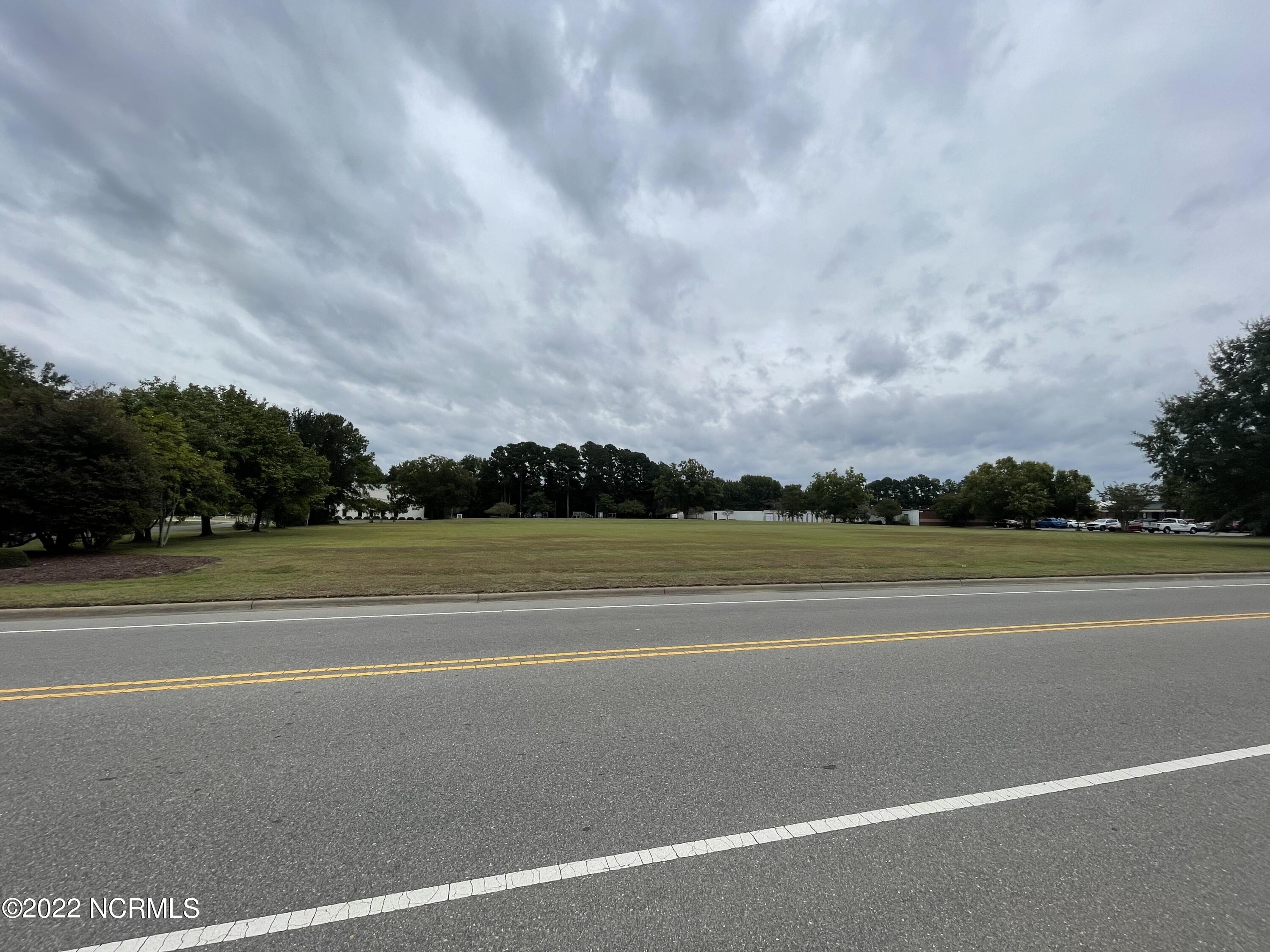 1219 11-c & 11-d Parkway Drive Property Photo 4