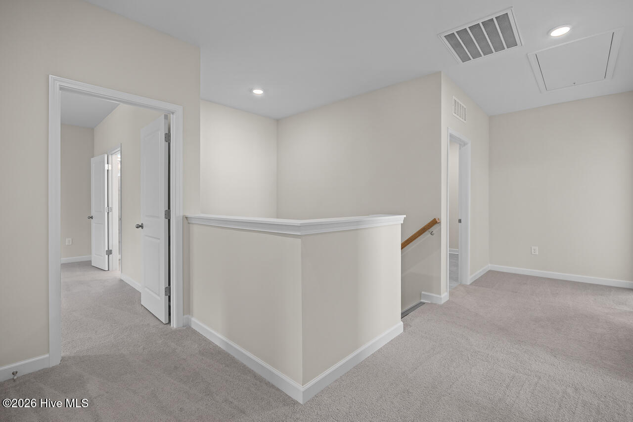323 Queensferry Lane Property Photo 11