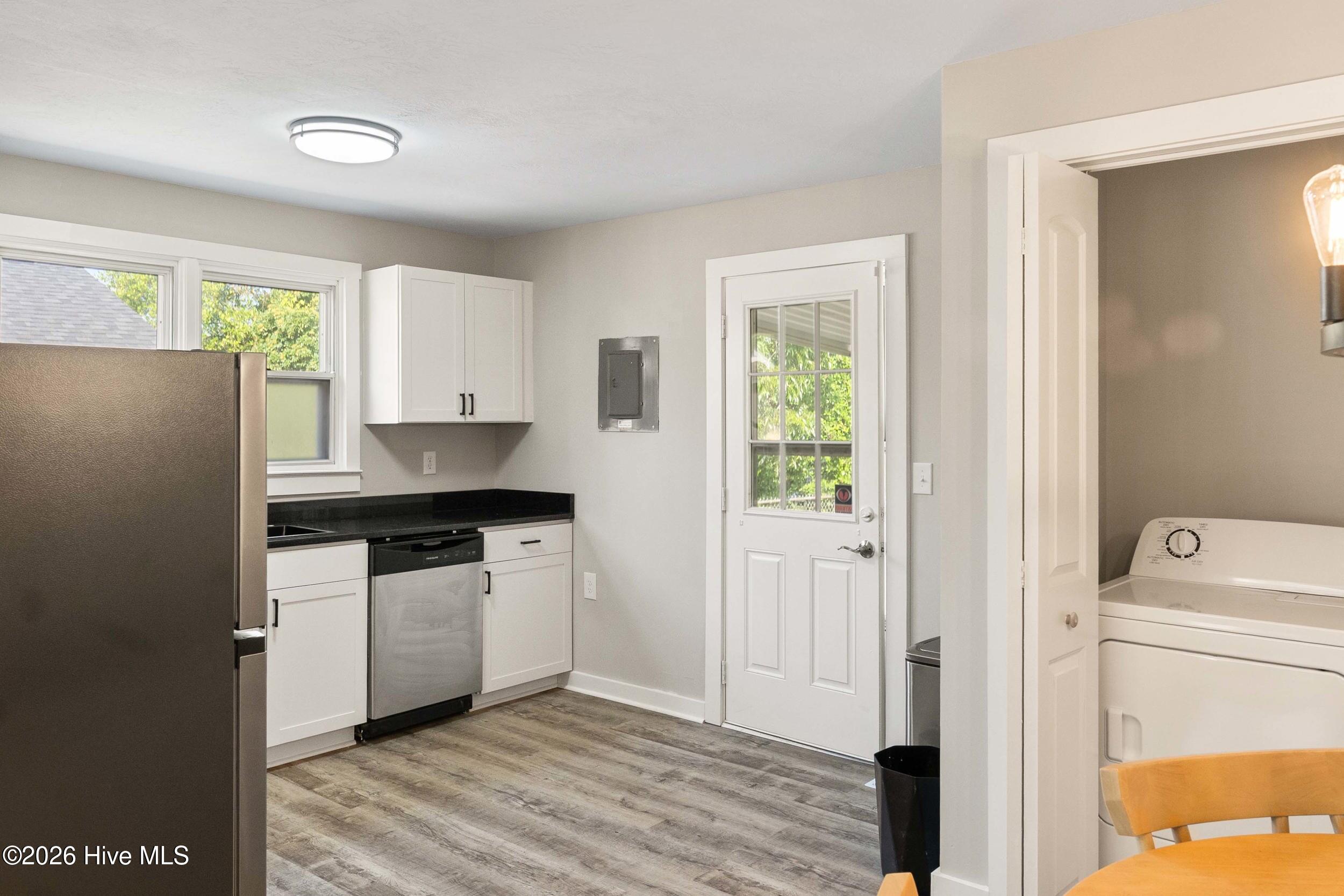 2021 Ohio Avenue Property Photo 6