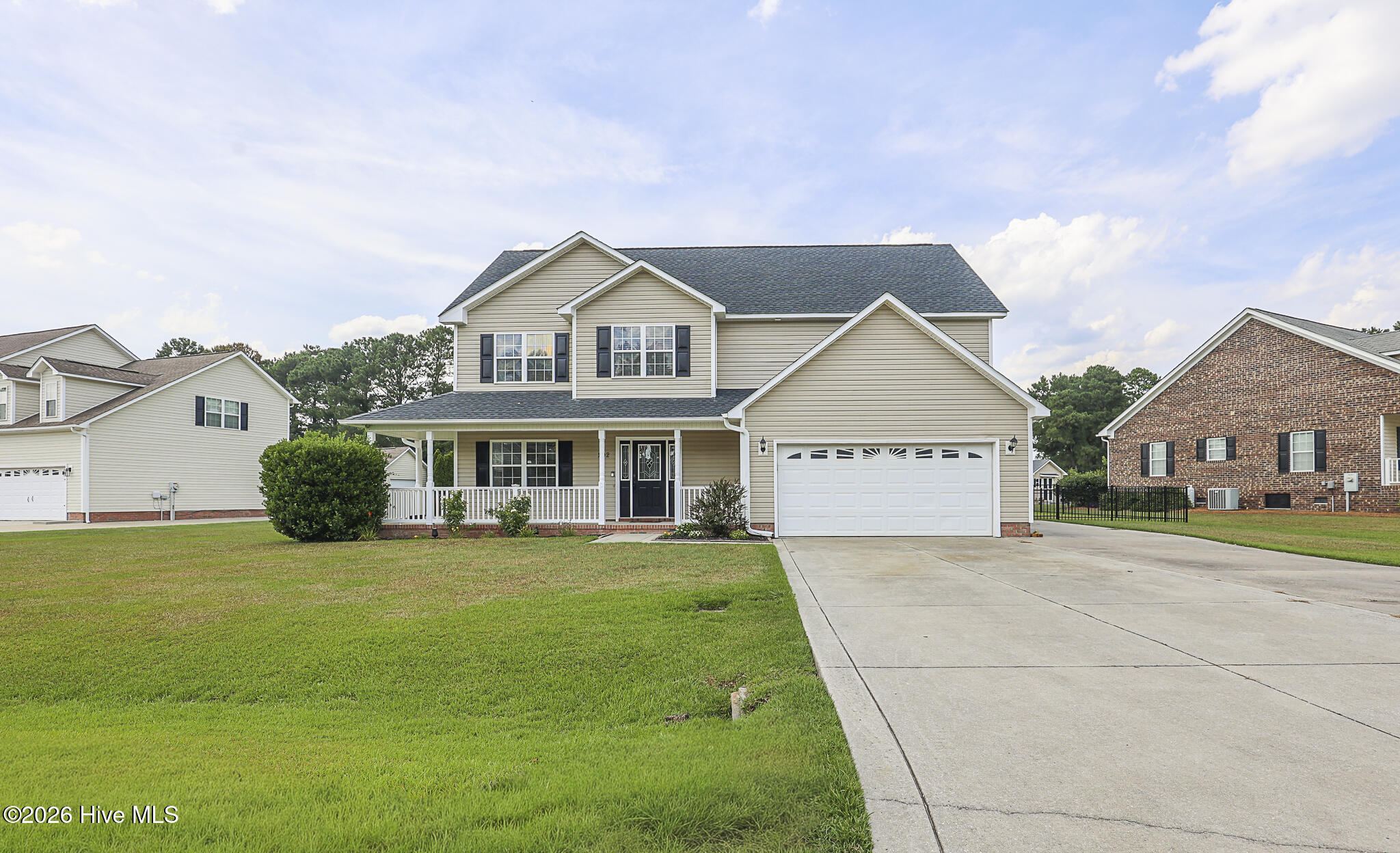 202 S River Drive Property Photo 1