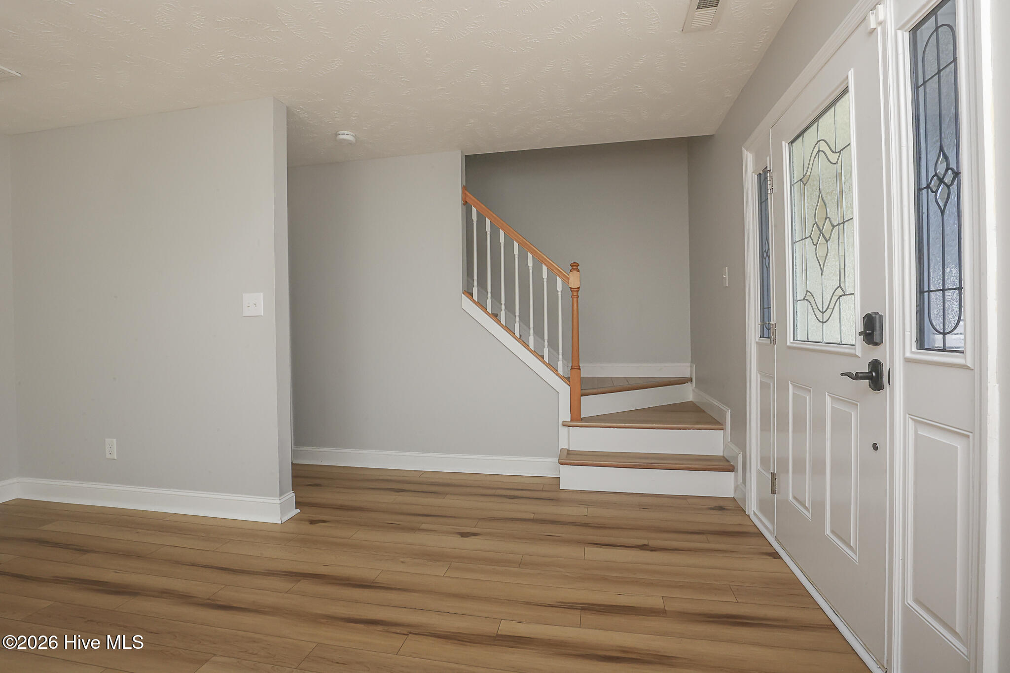 202 S River Drive Property Photo 10