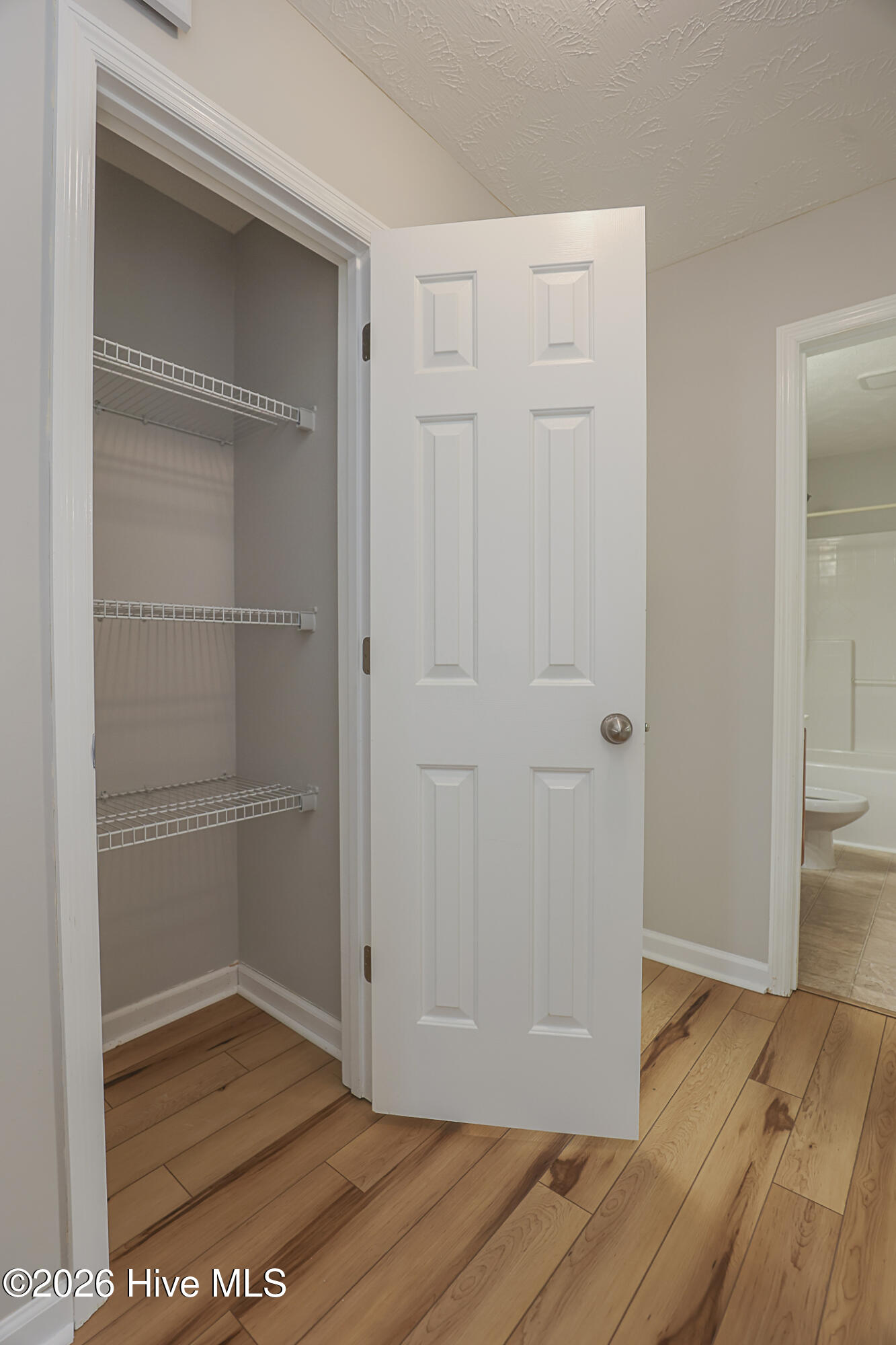 202 S River Drive Property Photo 11