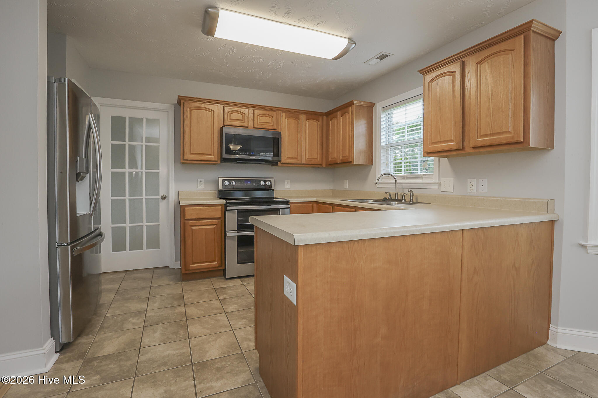 202 S River Drive Property Photo 15