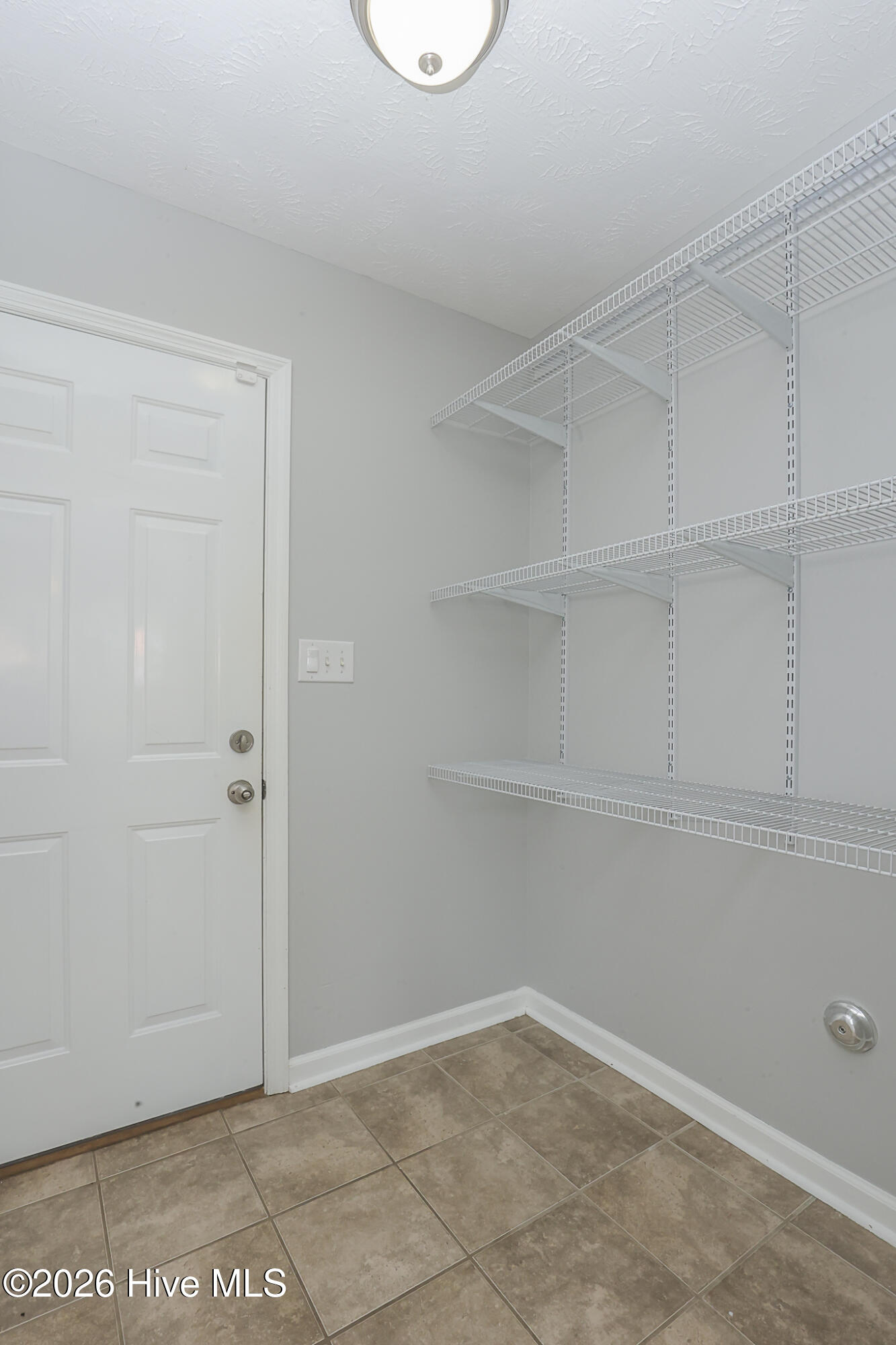 202 S River Drive Property Photo 27