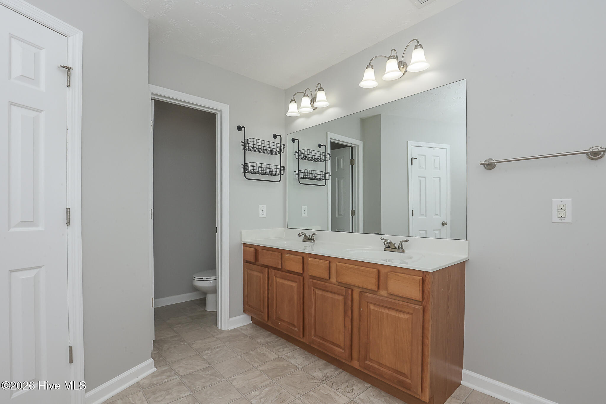 202 S River Drive Property Photo 33