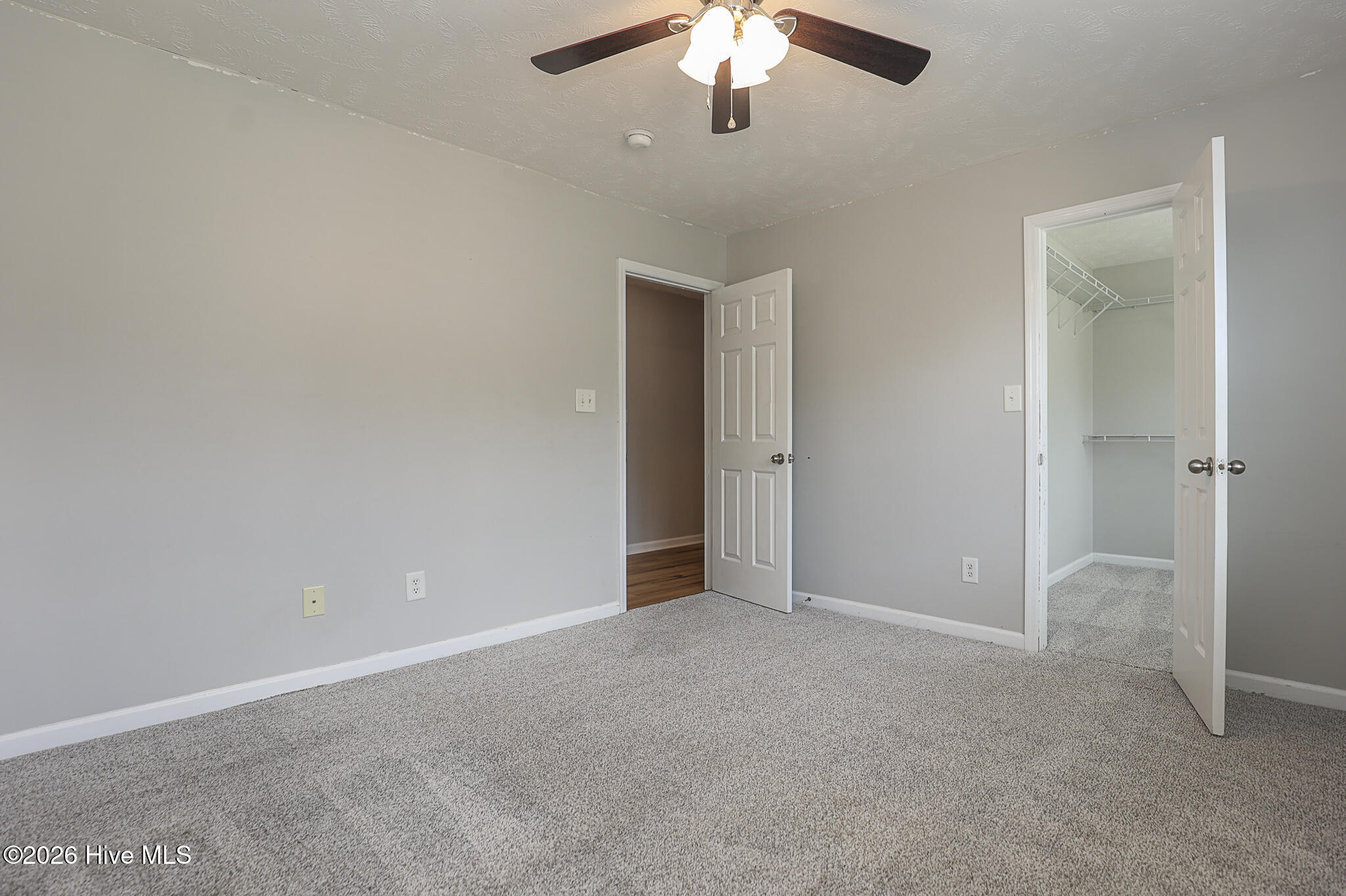 202 S River Drive Property Photo 44