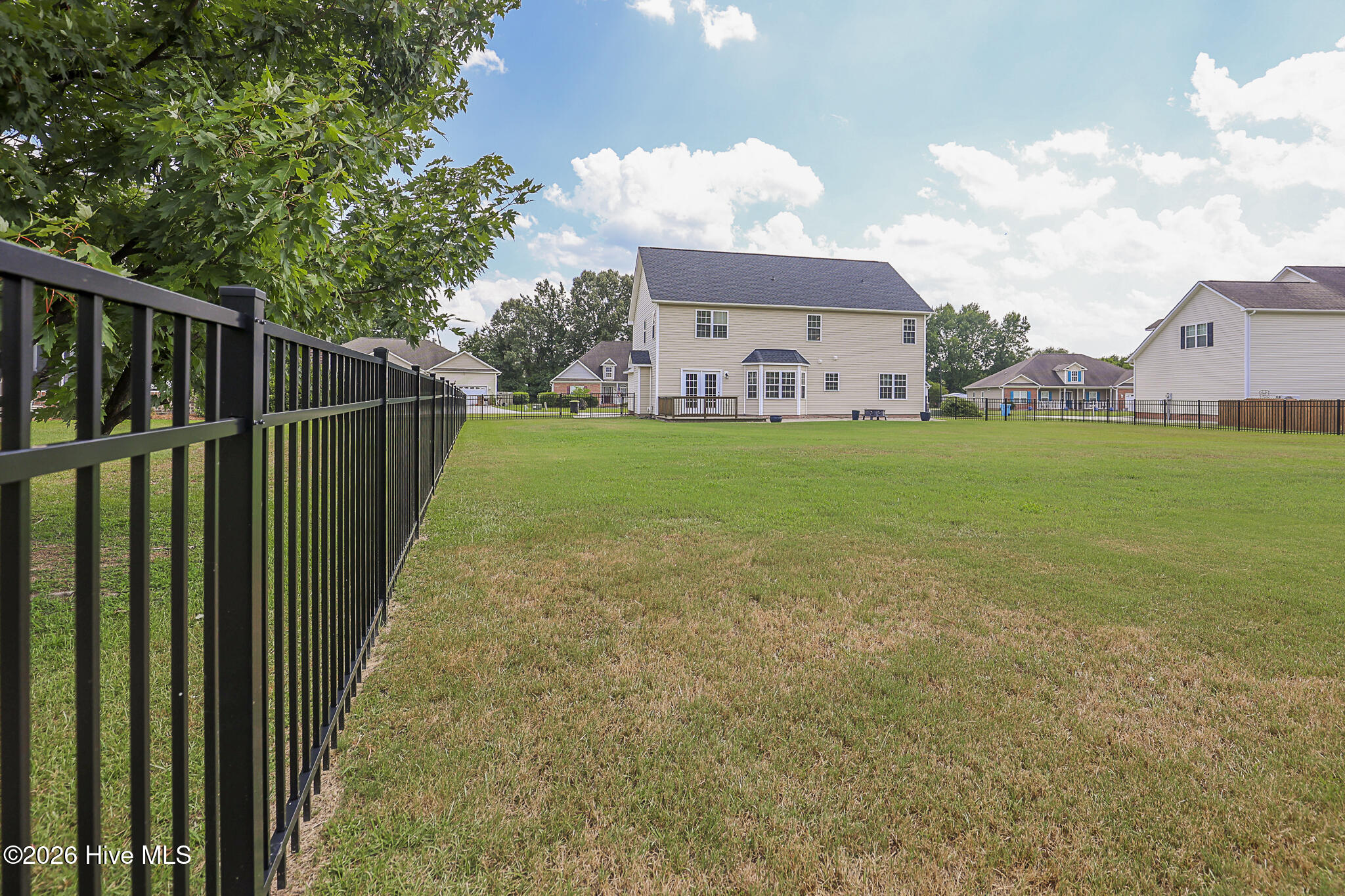 202 S River Drive Property Photo 55