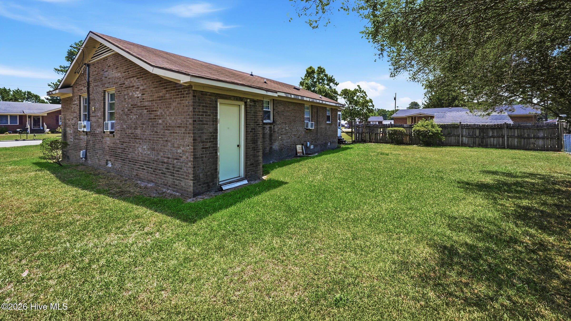 339 Ola Circle Property Photo 5
