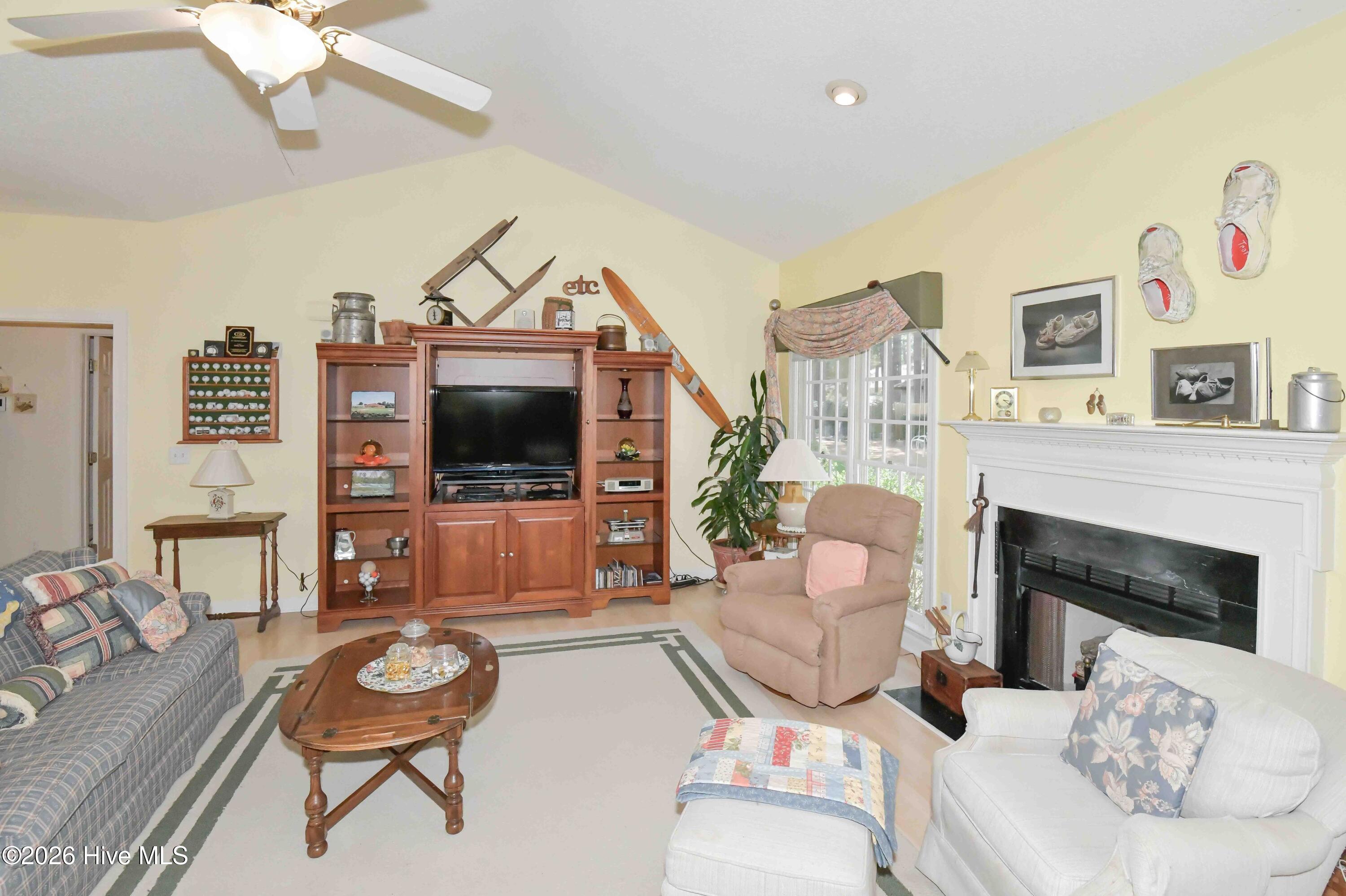 3 Pin Cherry Lane Property Photo 11