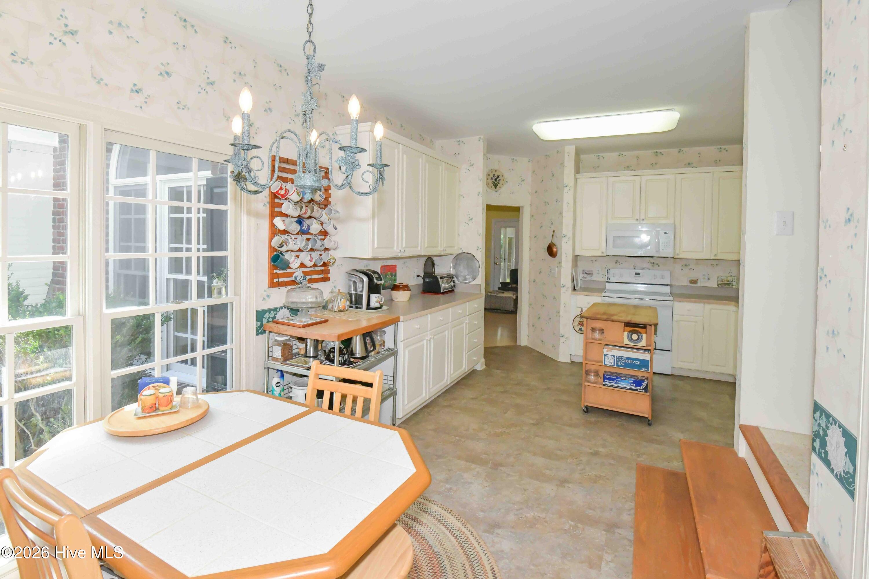 3 Pin Cherry Lane Property Photo 18