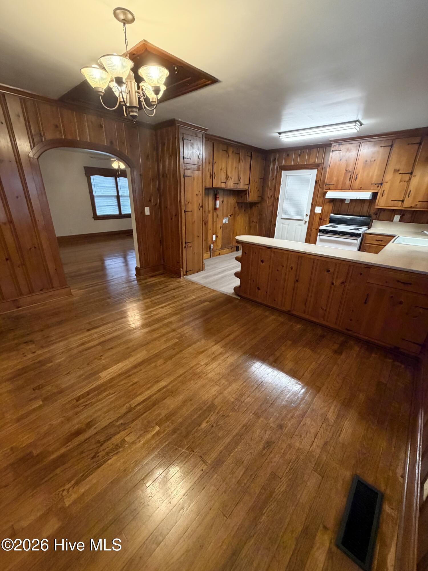 600 Mill Street Property Photo 19