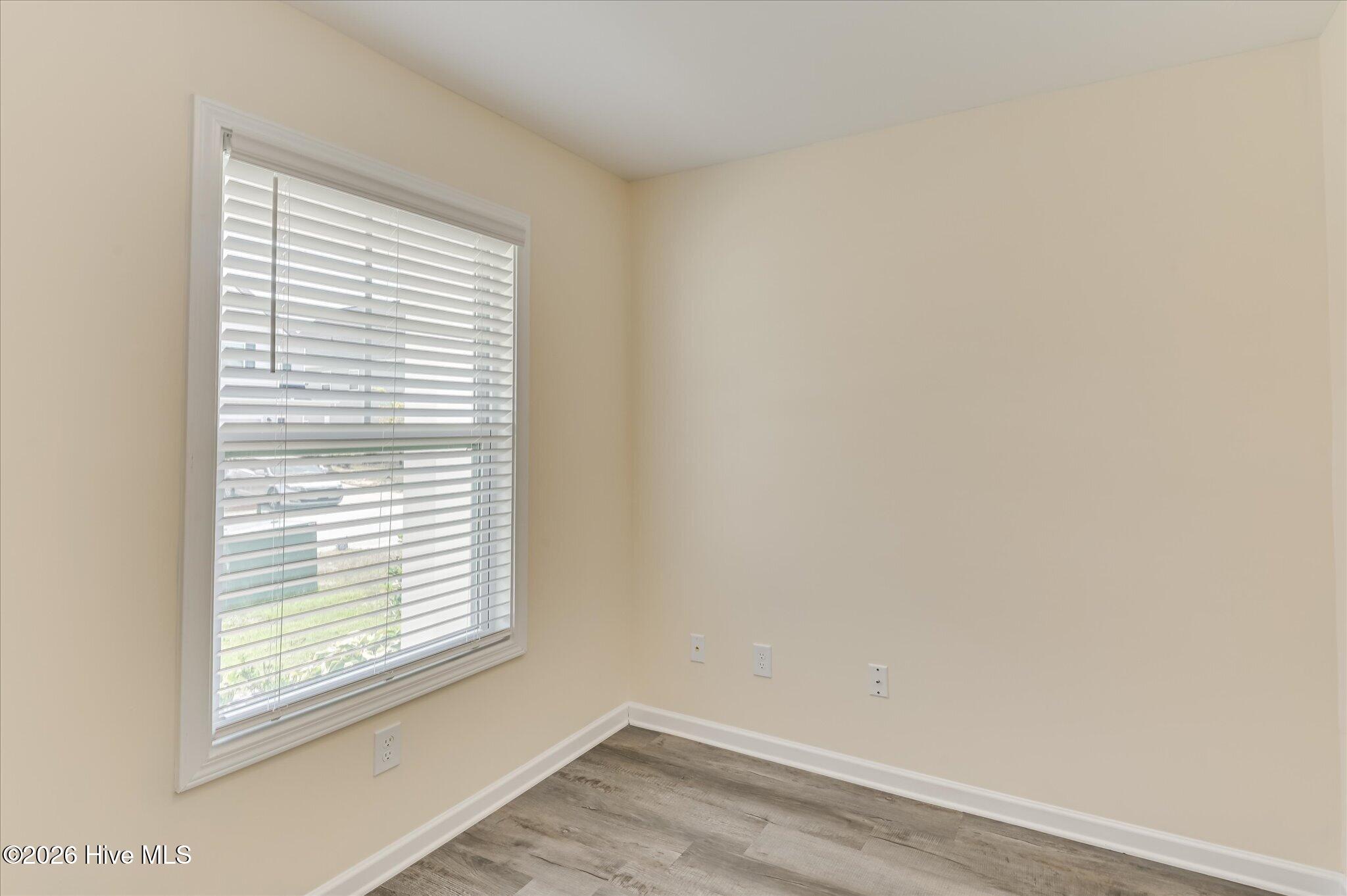 4033 Thimbleberry Drive Property Photo 19