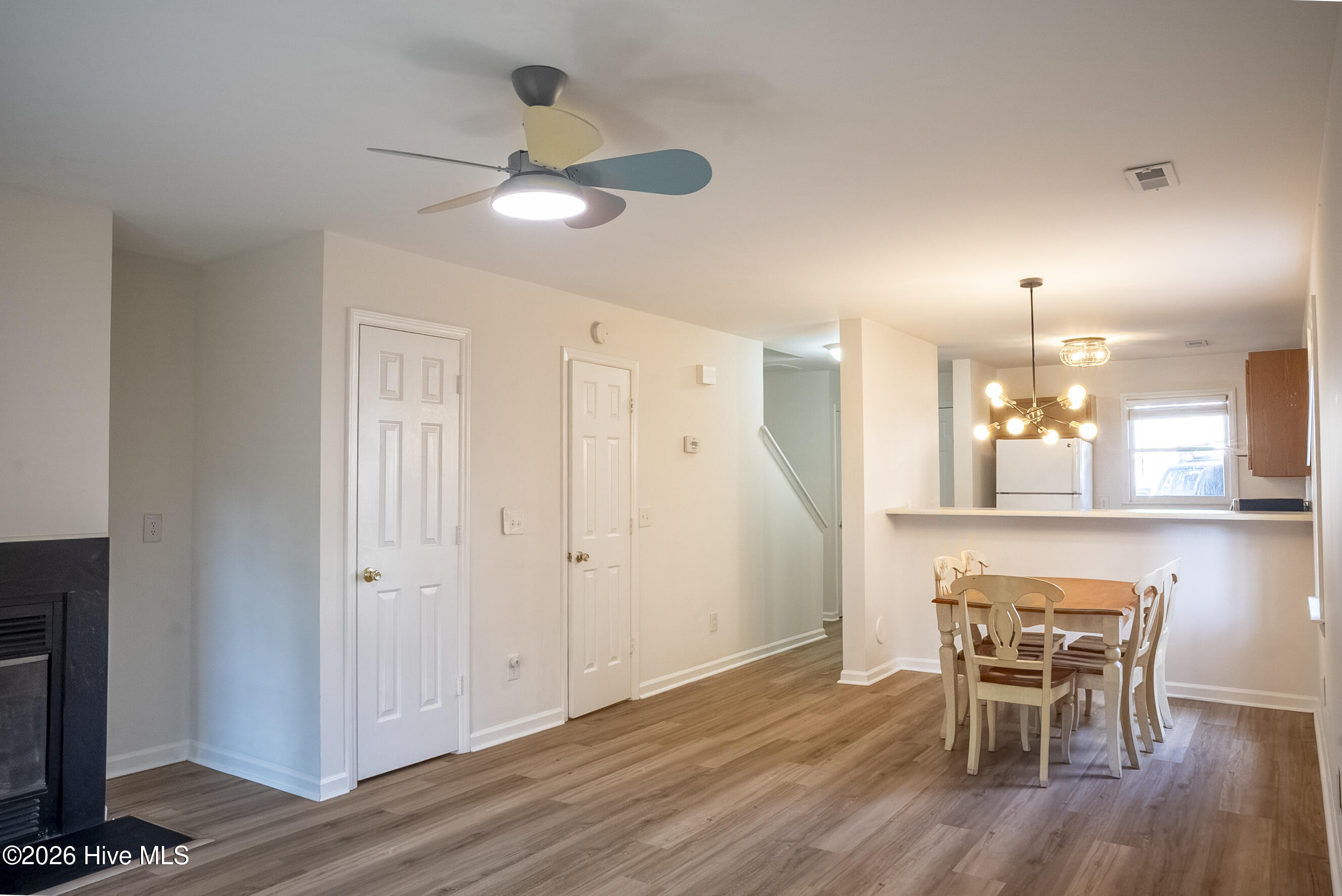 137 Lullwater Drive Apt B Property Photo 8