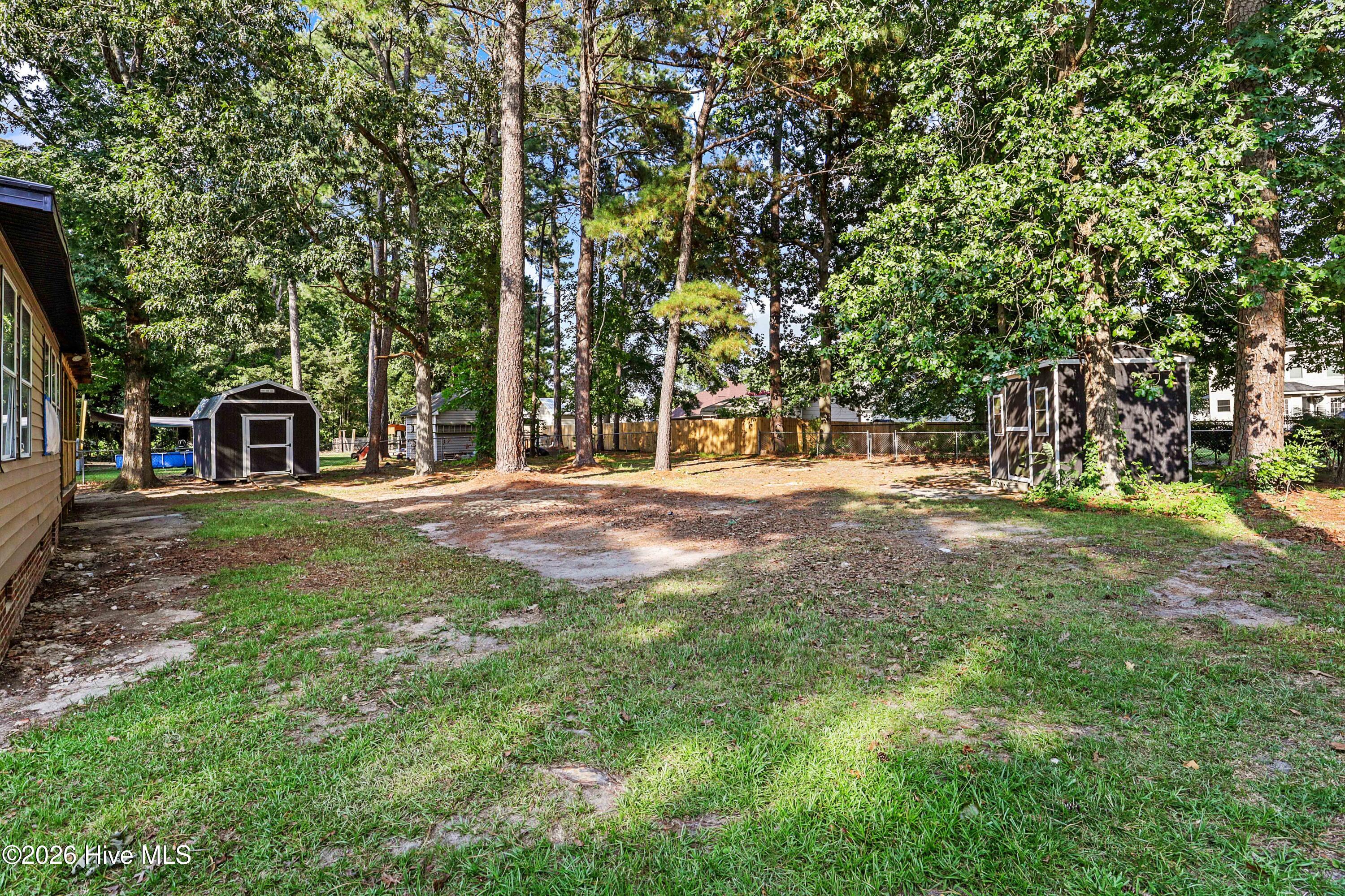 202 N Pointe Drive Property Photo 12