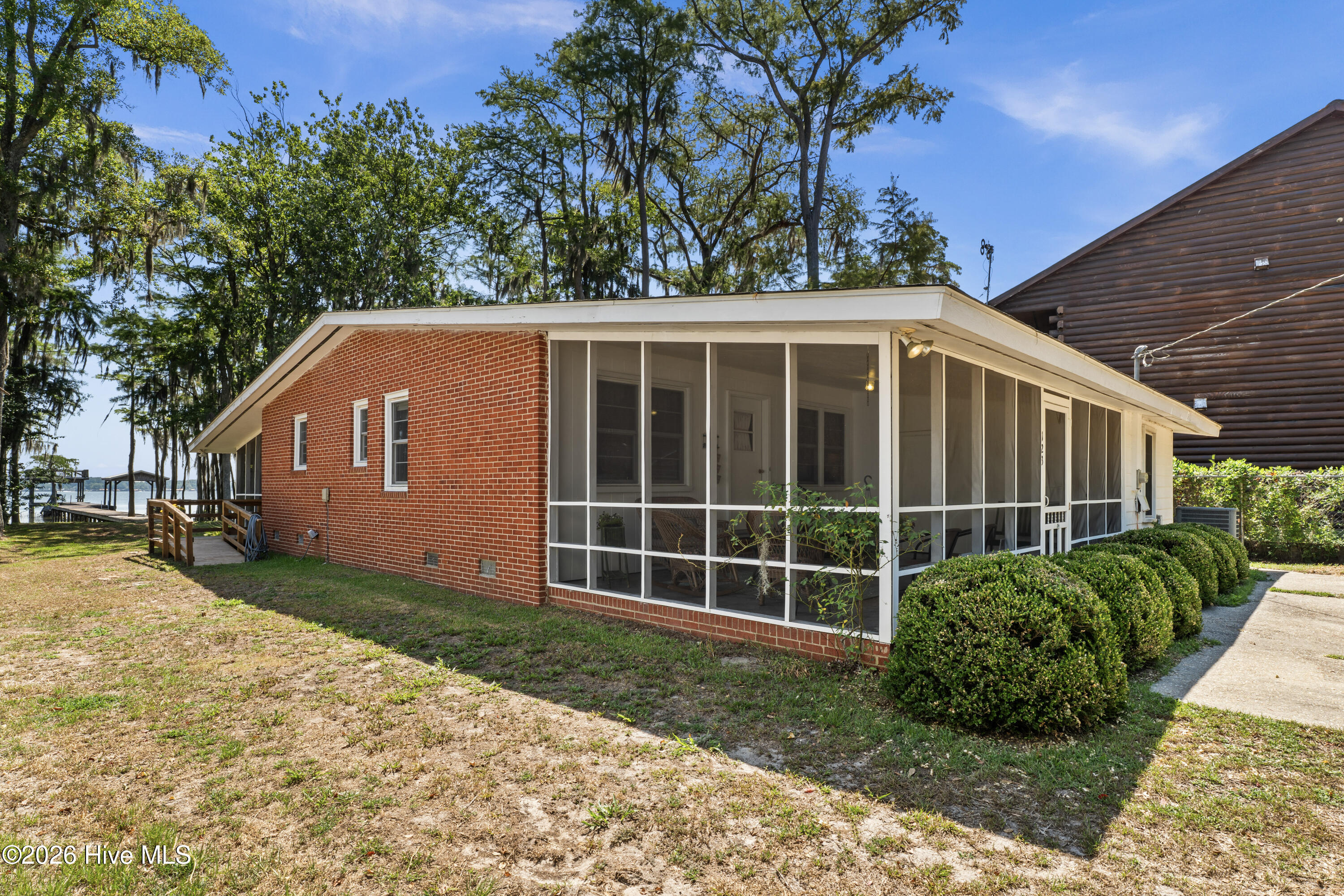 123 Clinton Road Property Photo 10