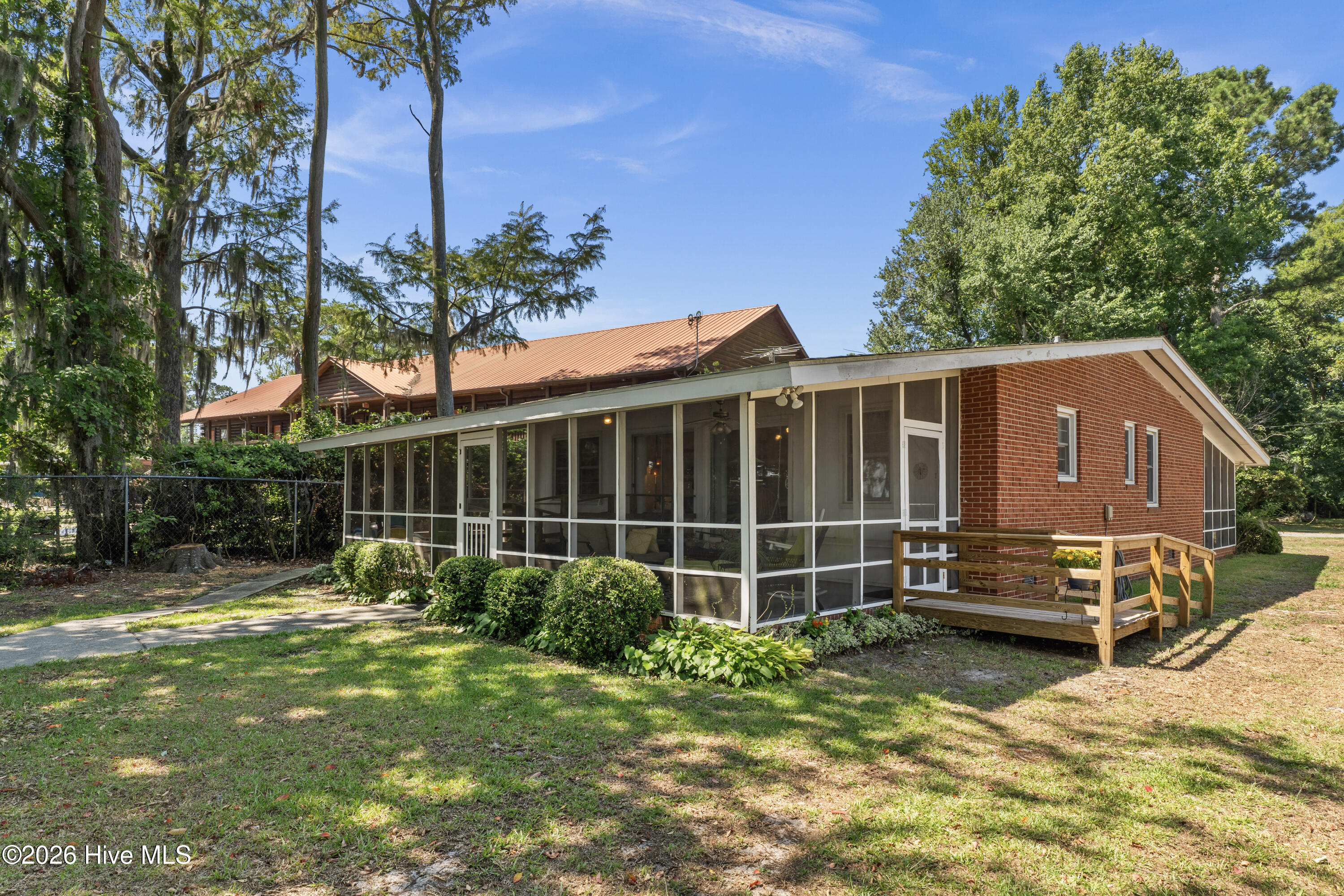 123 Clinton Road Property Photo 18