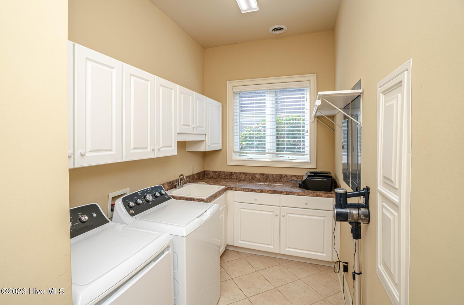 6677 W Spencer Place Sw Property Photo 35