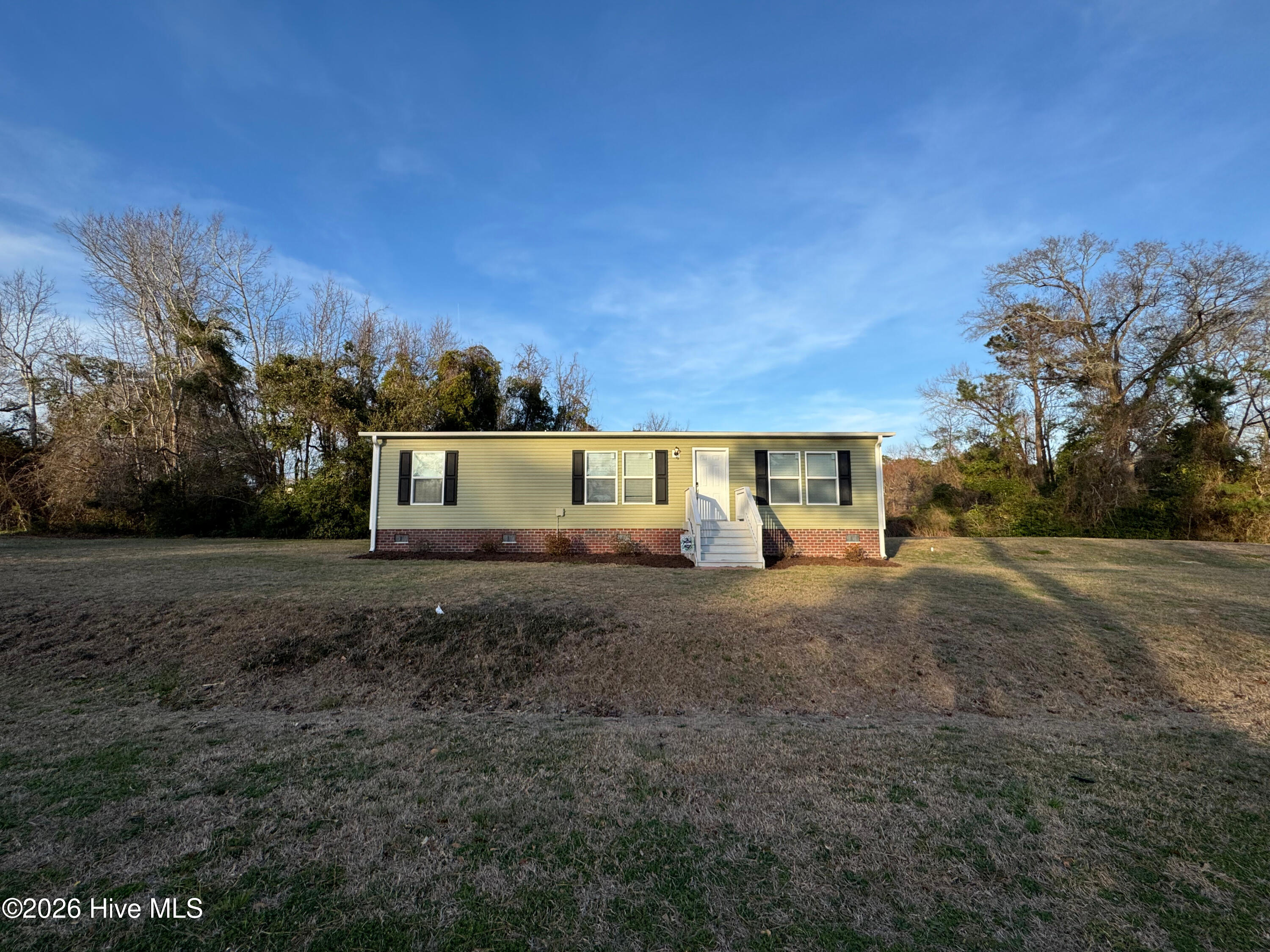 113 Moores Landing Road Property Photo 1