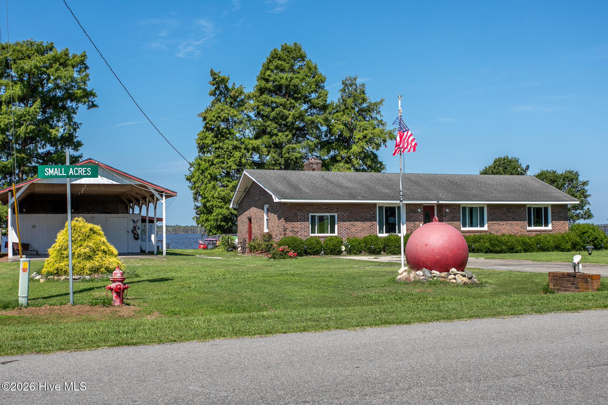 1303 Little River Drive Property Photo 1