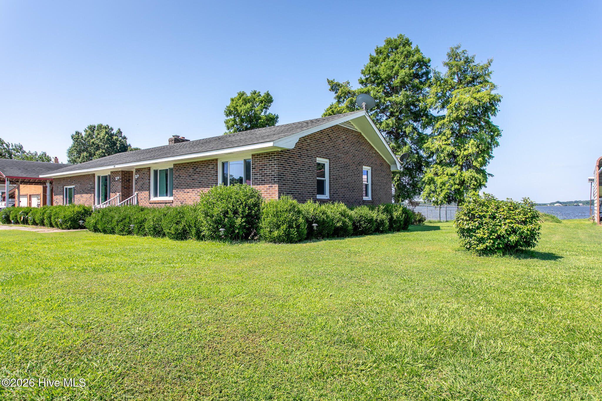 1303 Little River Drive Property Photo 3