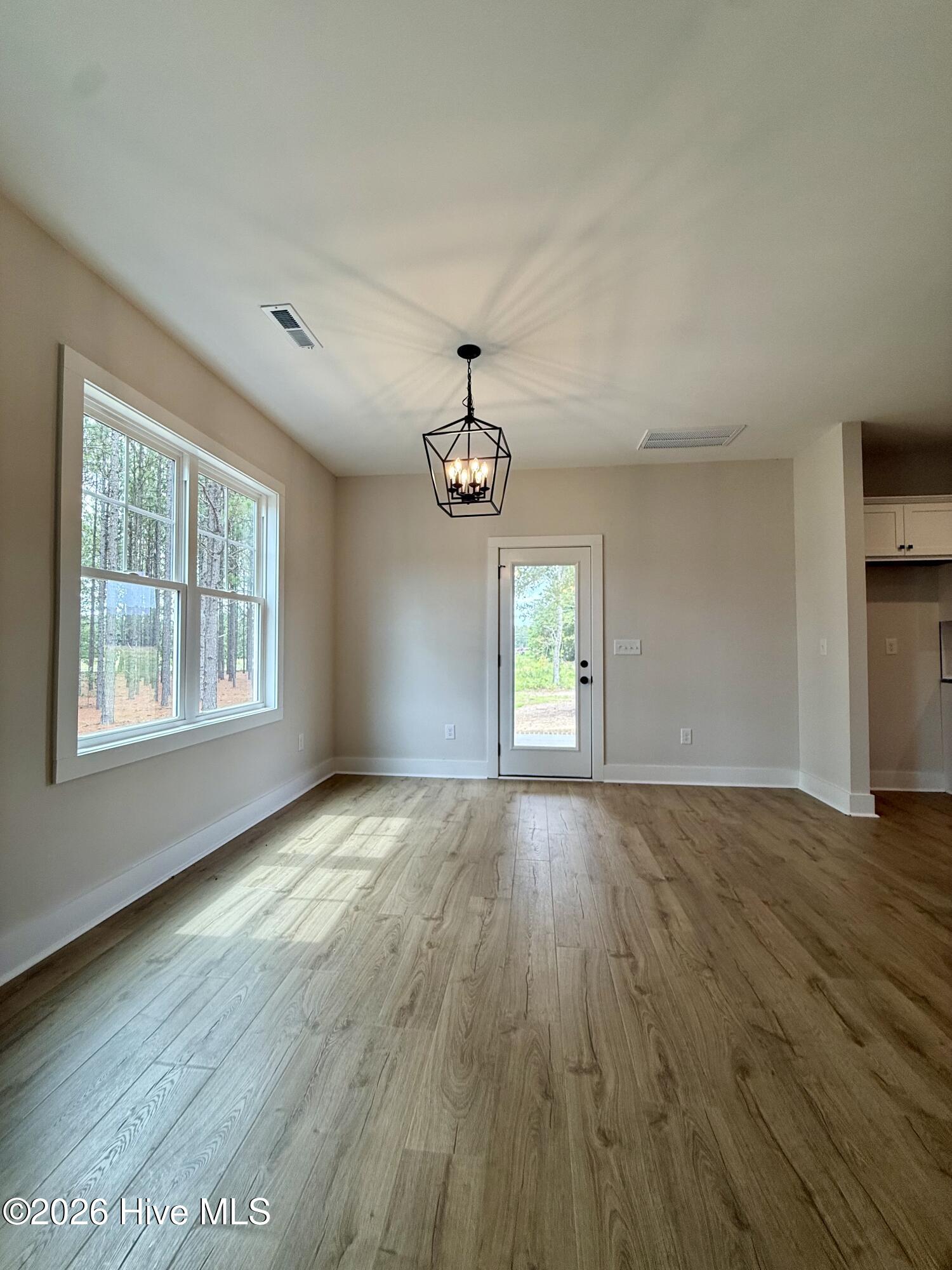 158 Spring Meadows Drive Property Photo 8