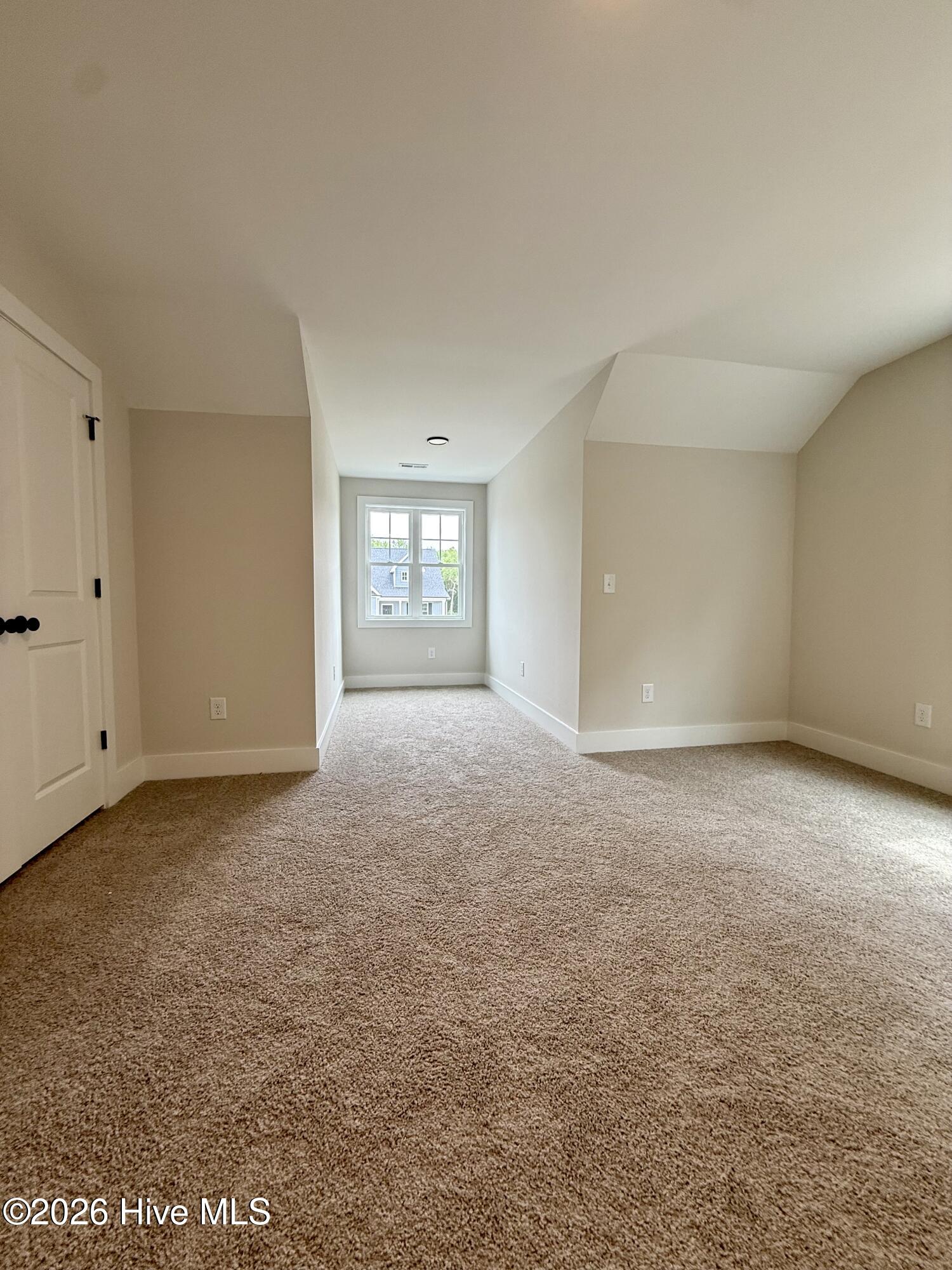 158 Spring Meadows Drive Property Photo 14