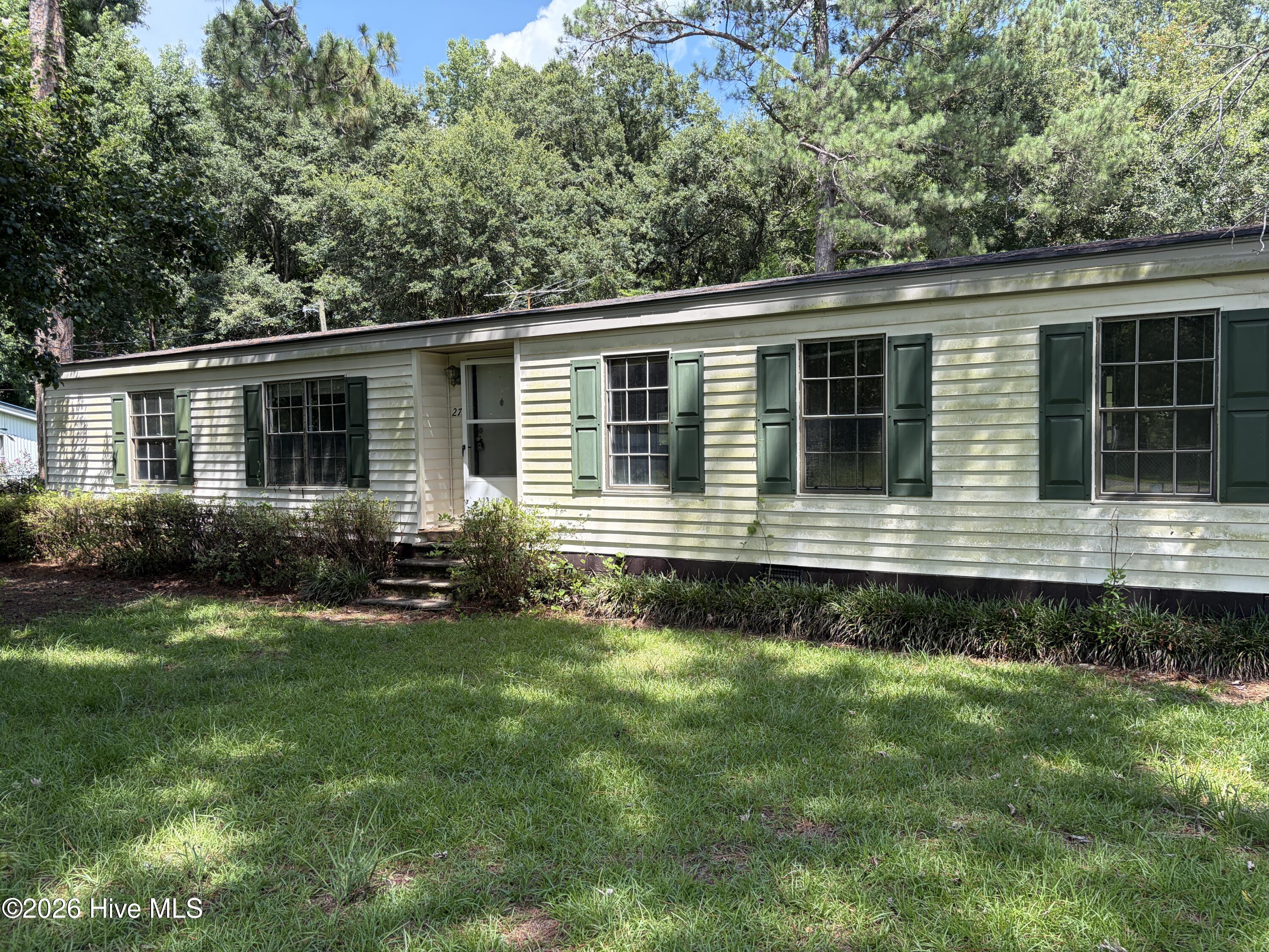 275 Morris Drive Property Photo 1