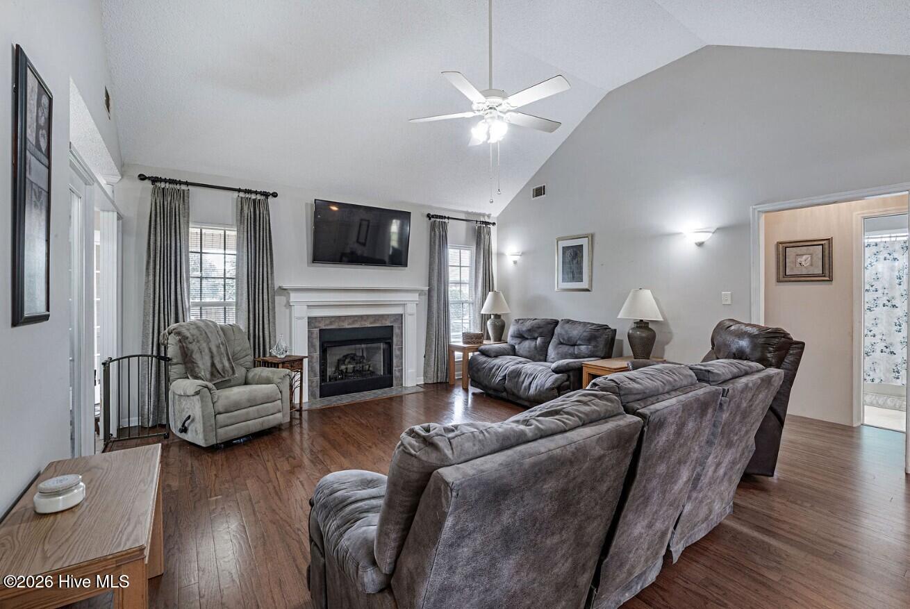 520 Great Falls Property Photo 8