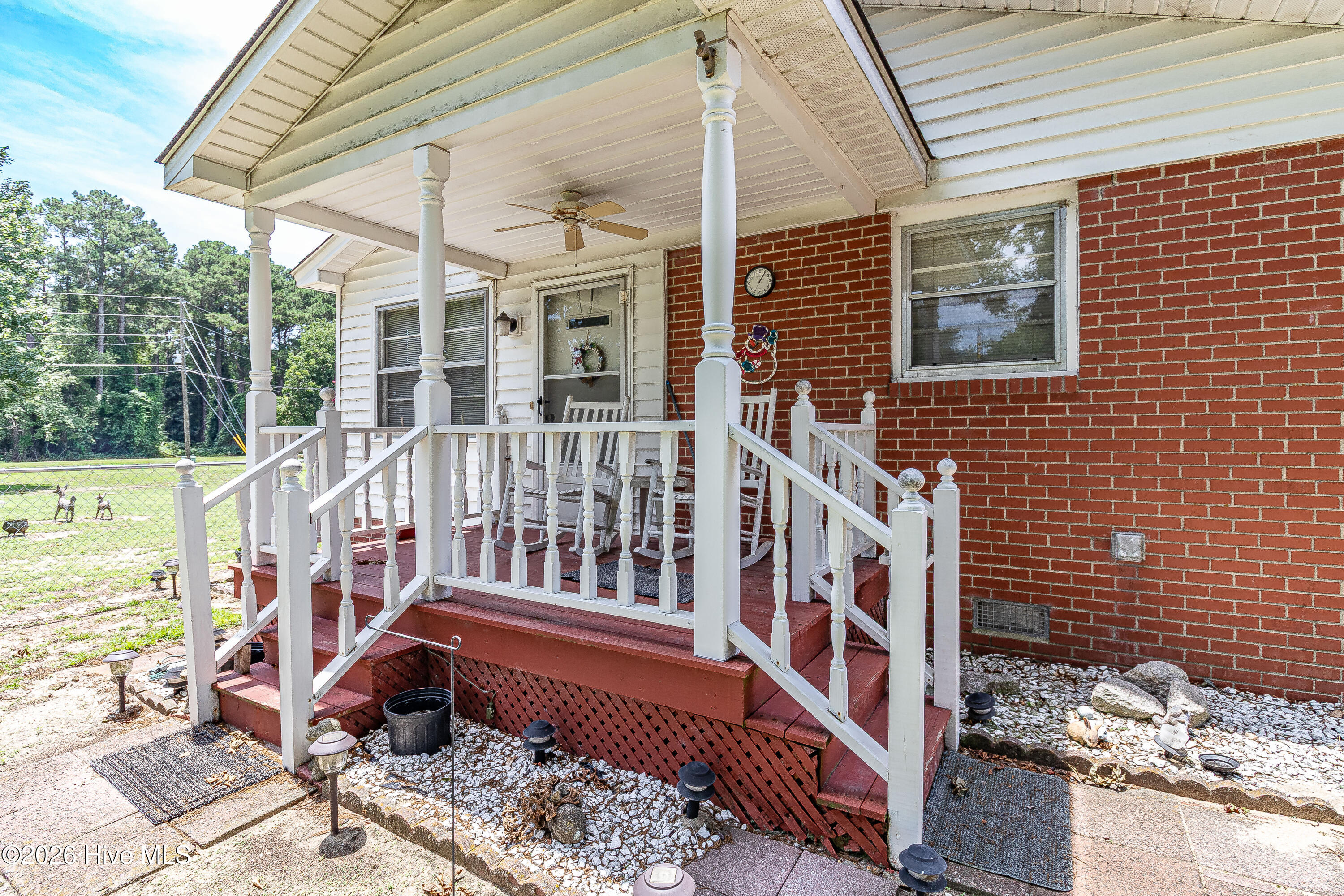 848 Us Highway 13 S Property Photo 6