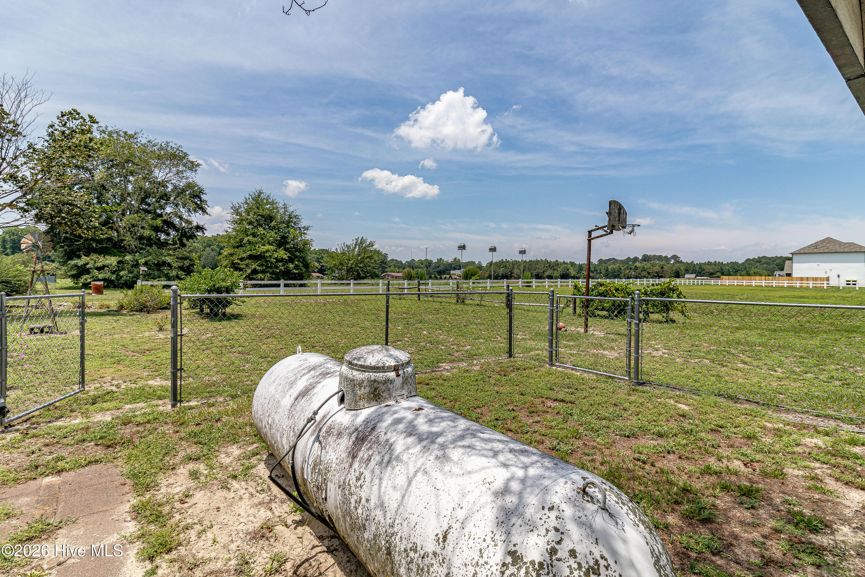 848 Us Highway 13 S Property Photo 43