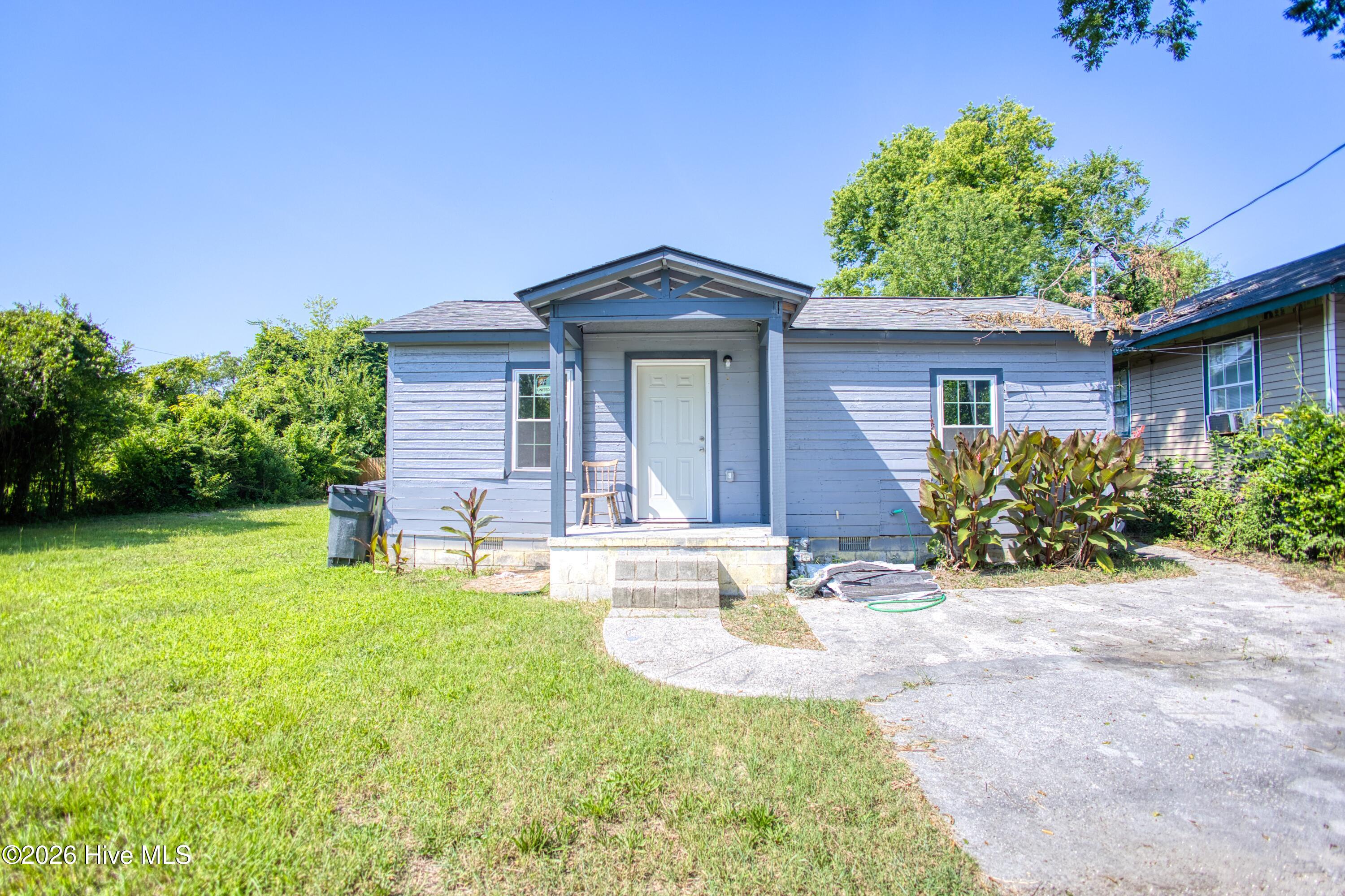 1930 1st Avenue Property Photo 1