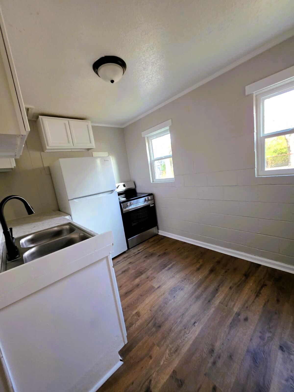 532 Nw Hampton Avenue Nw Property Photo 4