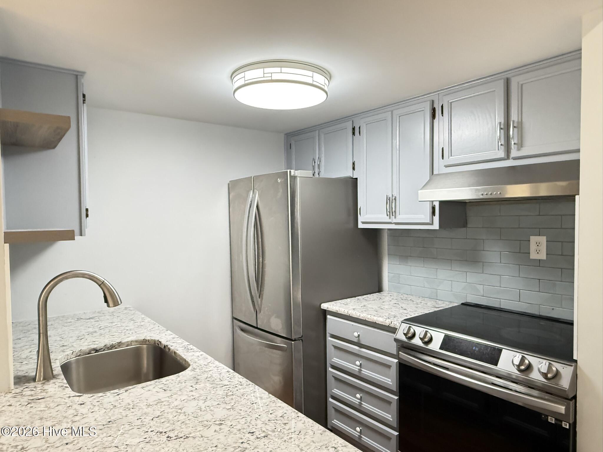 10 Pine Tree Road # 136 Property Photo 13