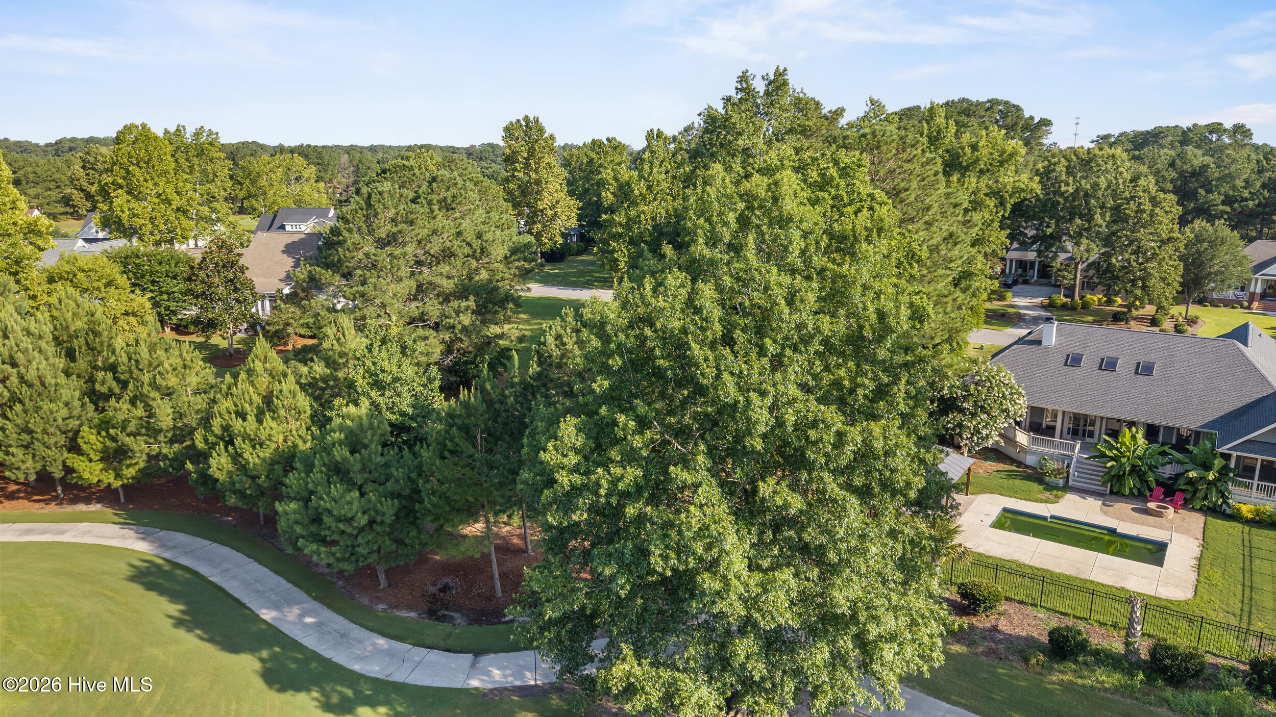 160 189 Firefly Drive Property Photo 8