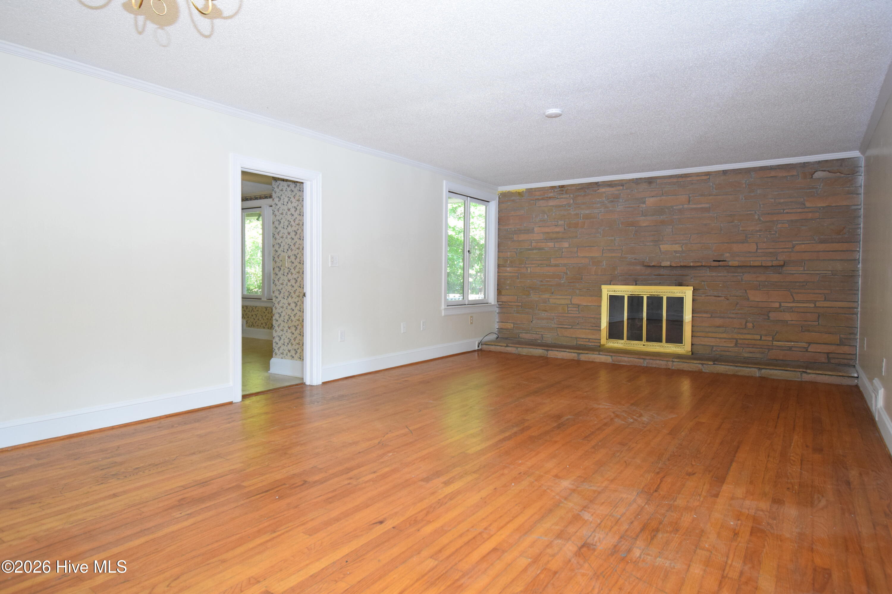 1509 E 4th Street Property Photo 3