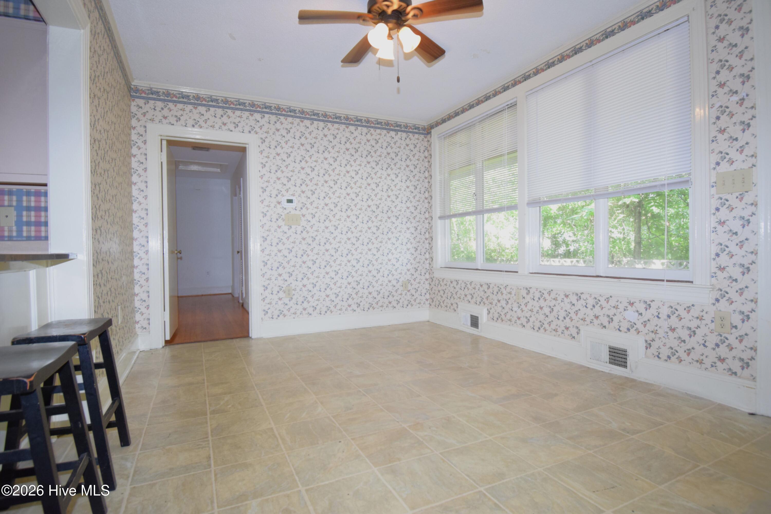 1509 E 4th Street Property Photo 5
