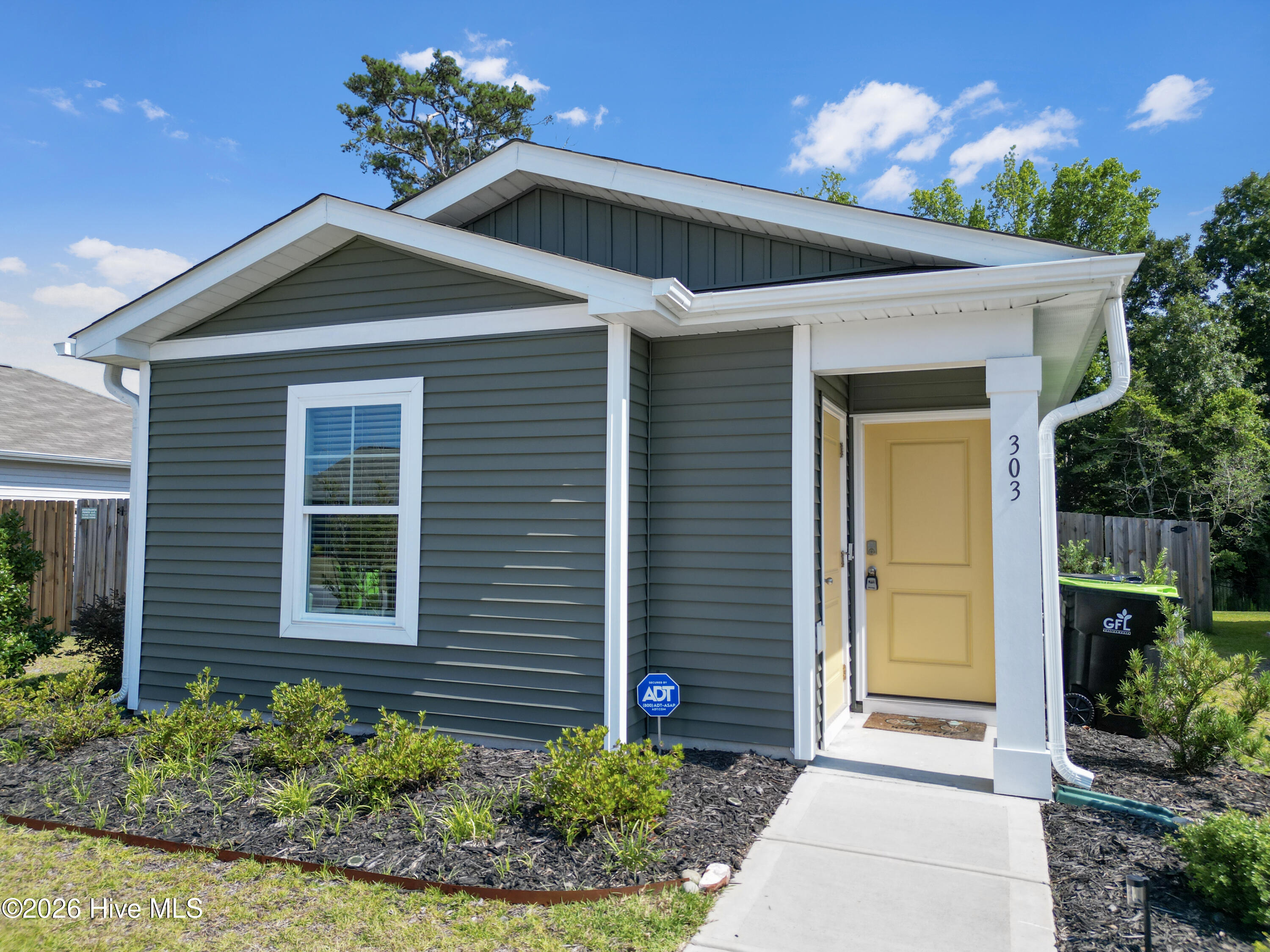 303 Azimuth Drive Property Photo 2