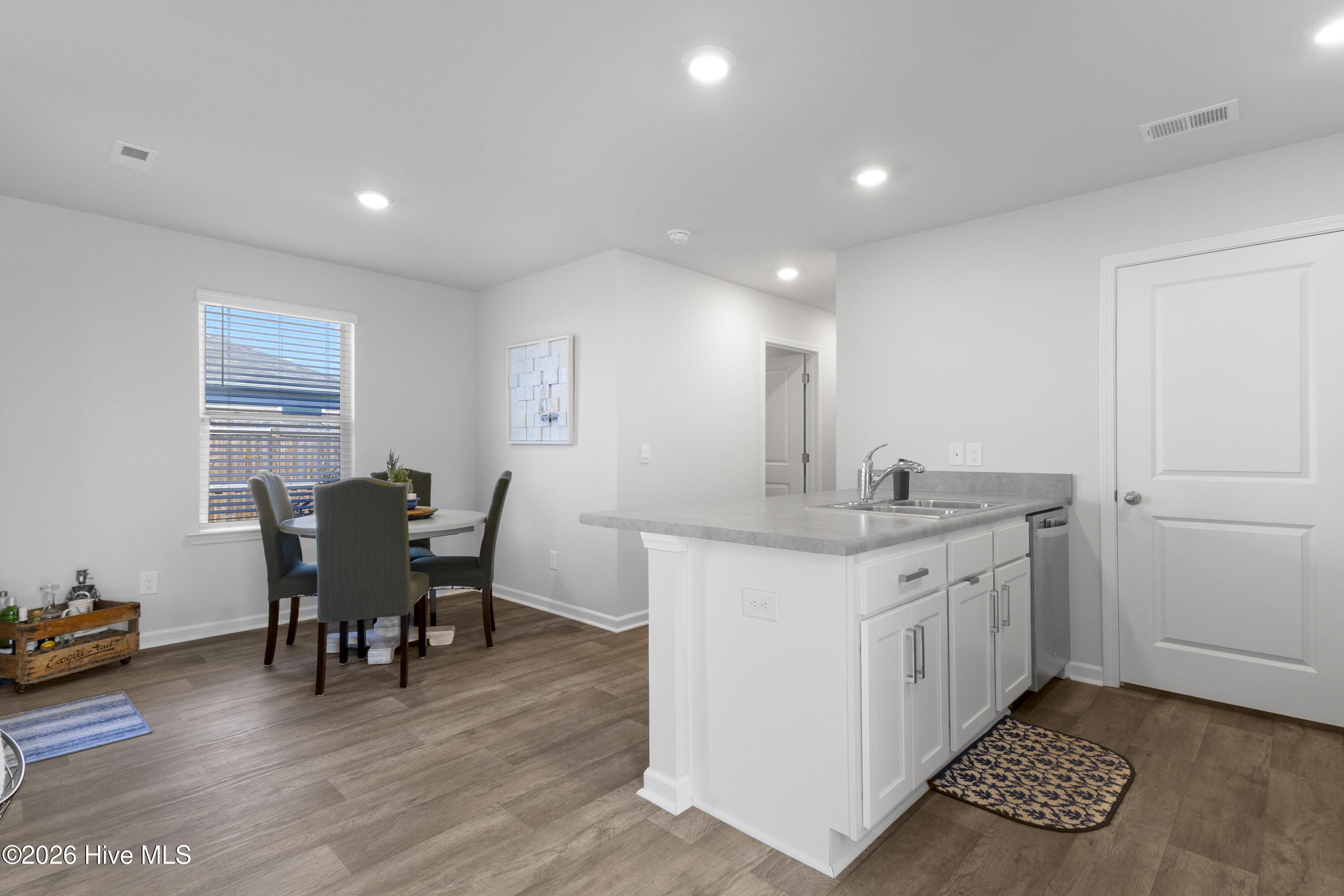 303 Azimuth Drive Property Photo 12