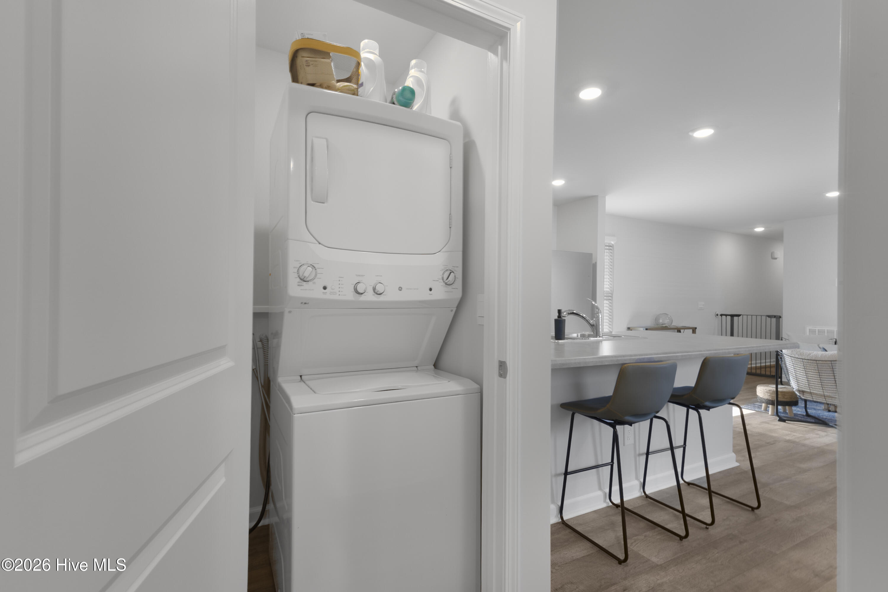 303 Azimuth Drive Property Photo 15