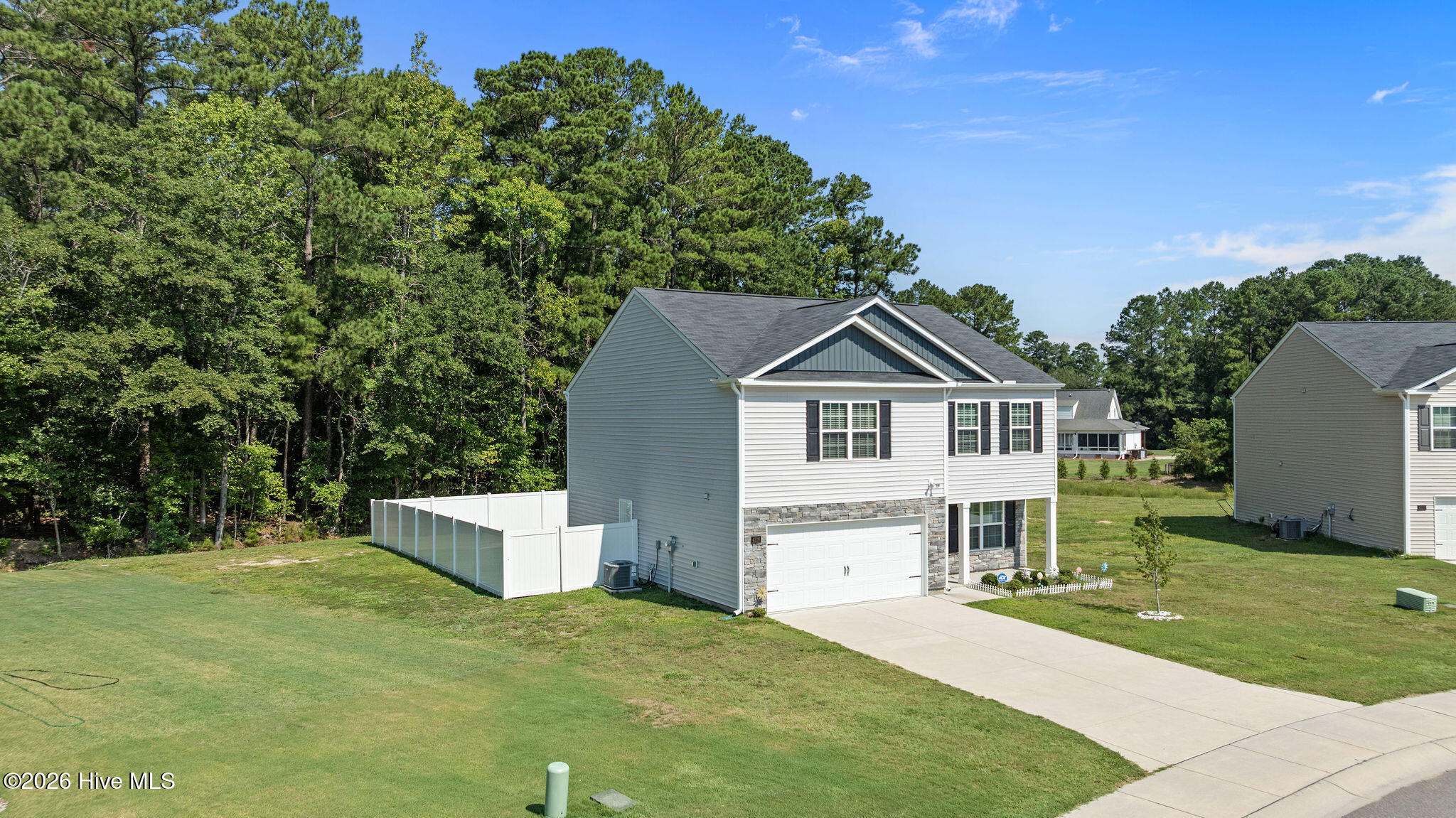 4226 Stanfield Court Property Photo 3