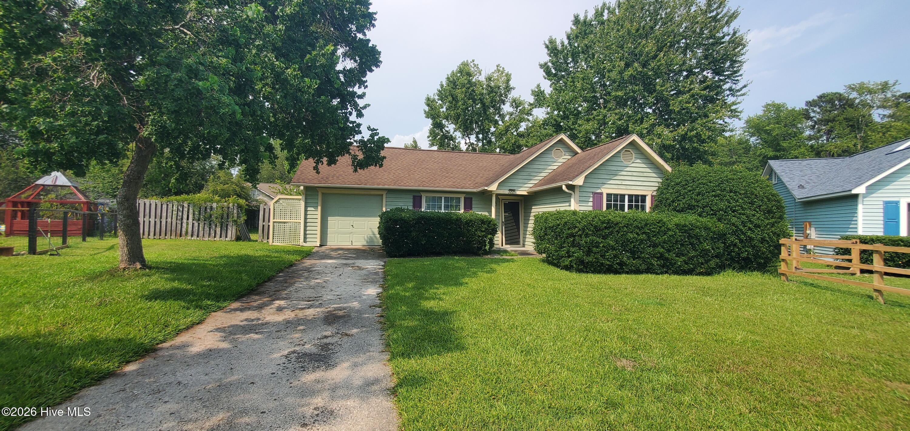 3221 Whitewood Way Property Photo 4