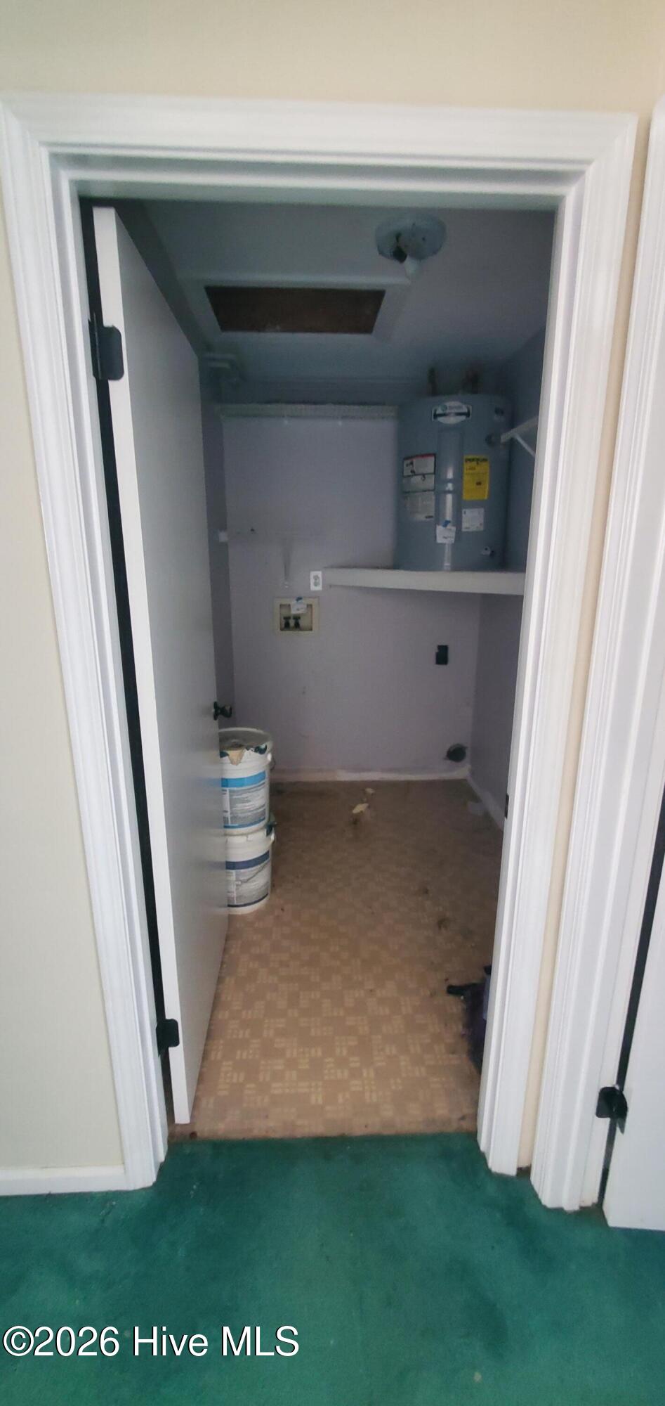 3221 Whitewood Way Property Photo 8